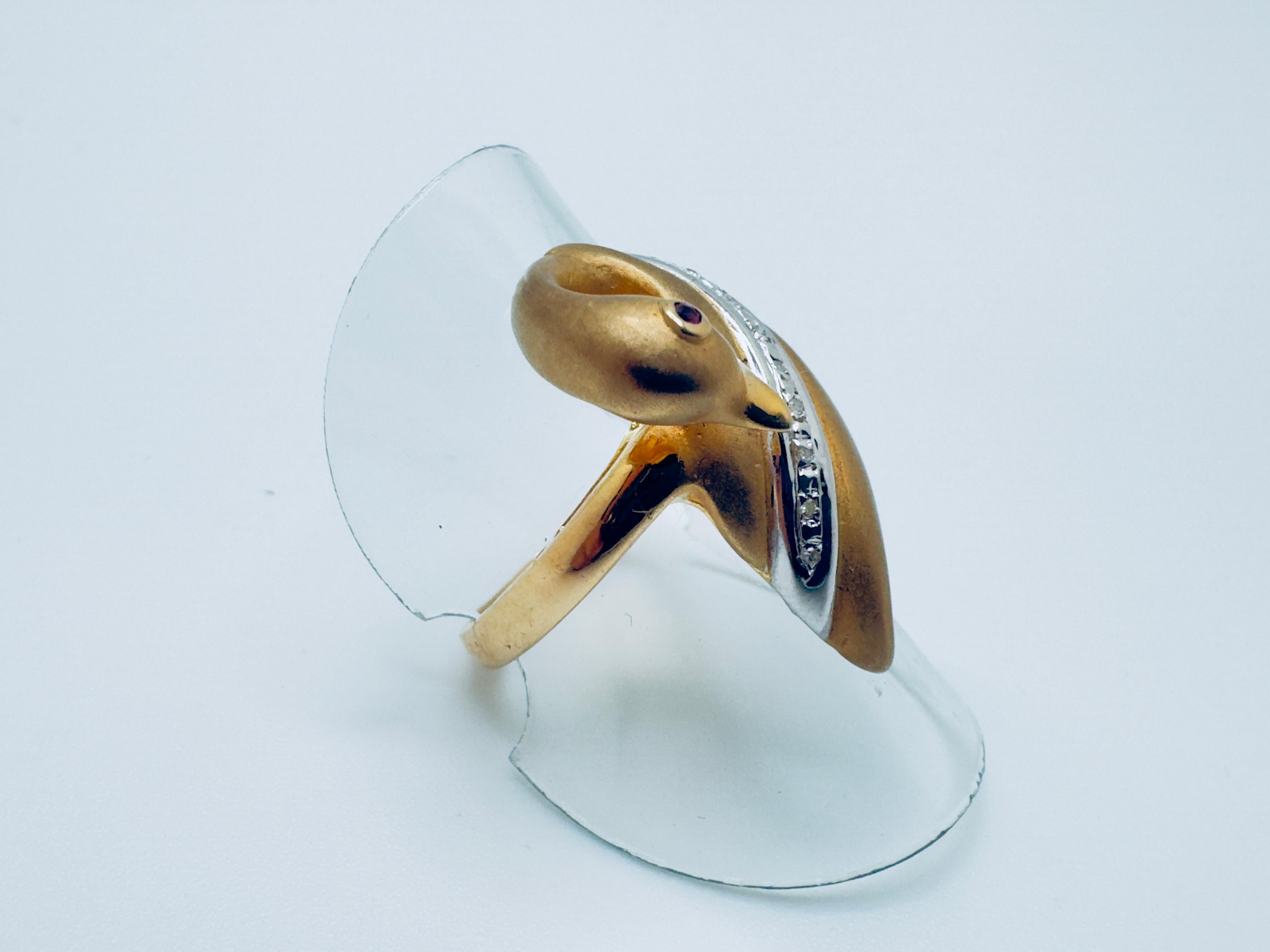 14k Ladies Diamond Swan Ring In Good Condition For Sale In Palm Desert, CA