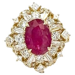 14K Ladies Ring with Ruby and Diamonds
