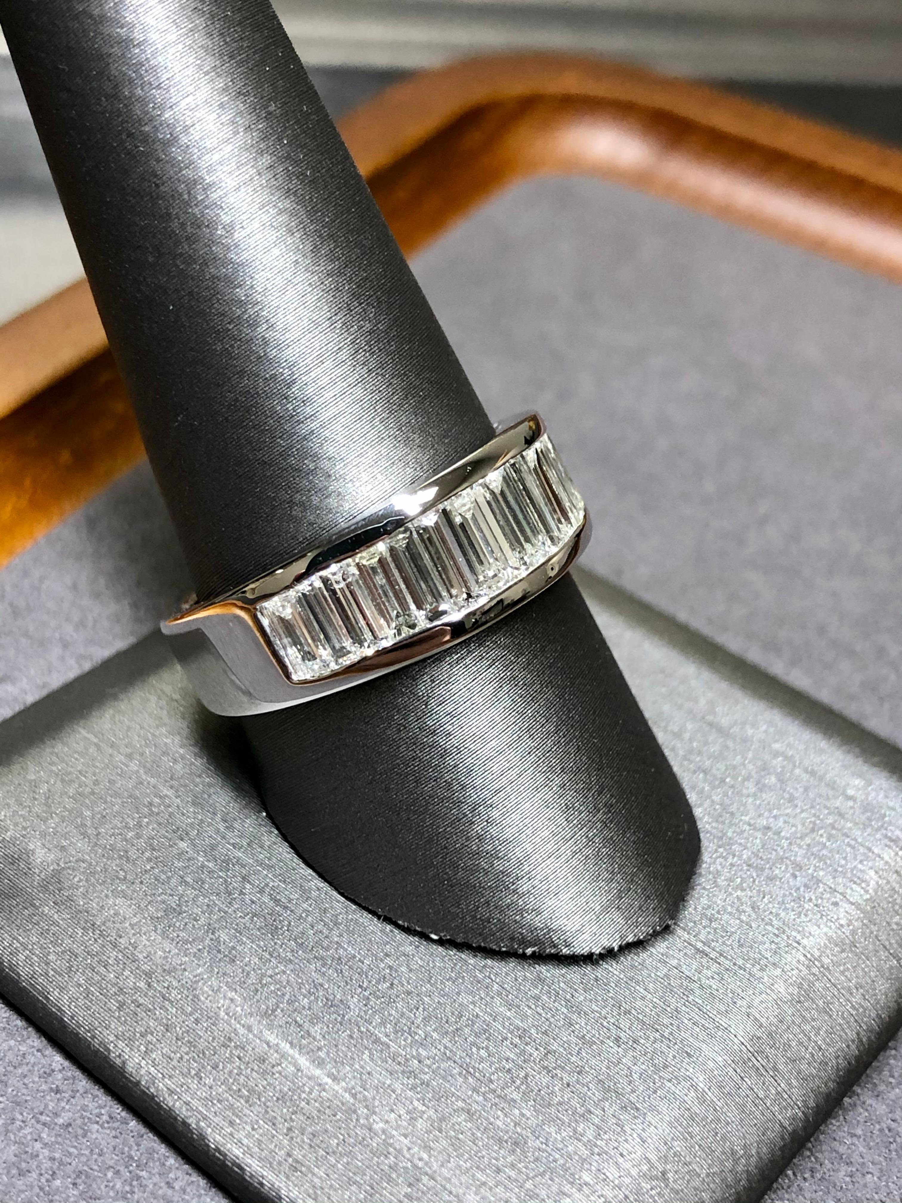14K große Baguette-Kanal Diamant halbe Ewigkeit Herrenband Ring 2,40ctw Sz 10,5 10