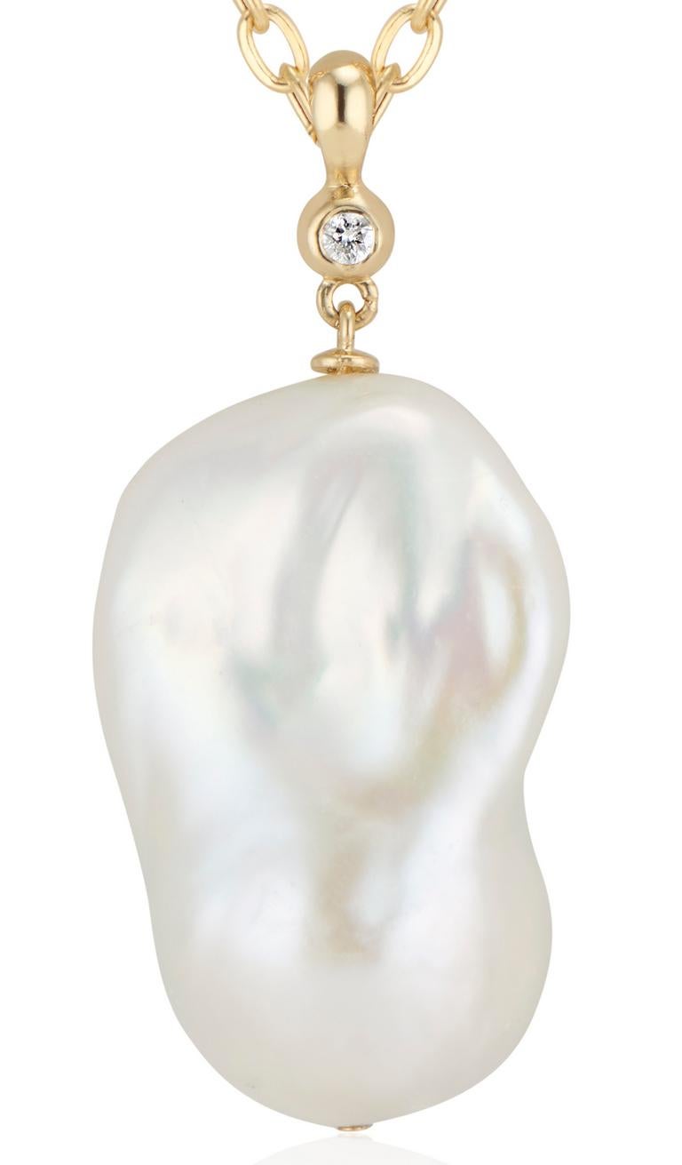 large baroque pearl pendant