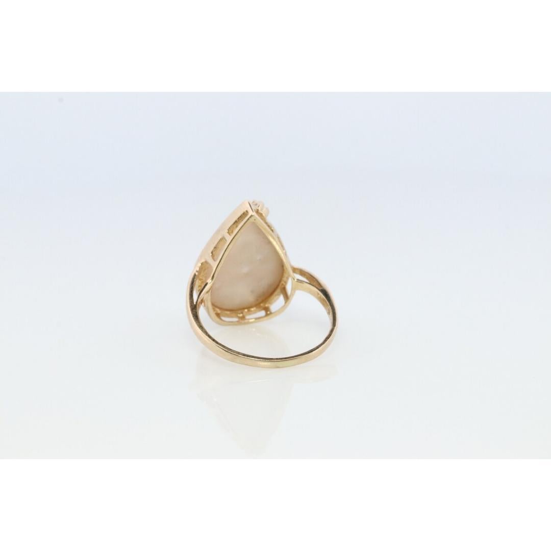 14k Großer Mabe- und Diamantring. Birne Mabe Perle Solitär Ring Diamant Akzente im Angebot 2