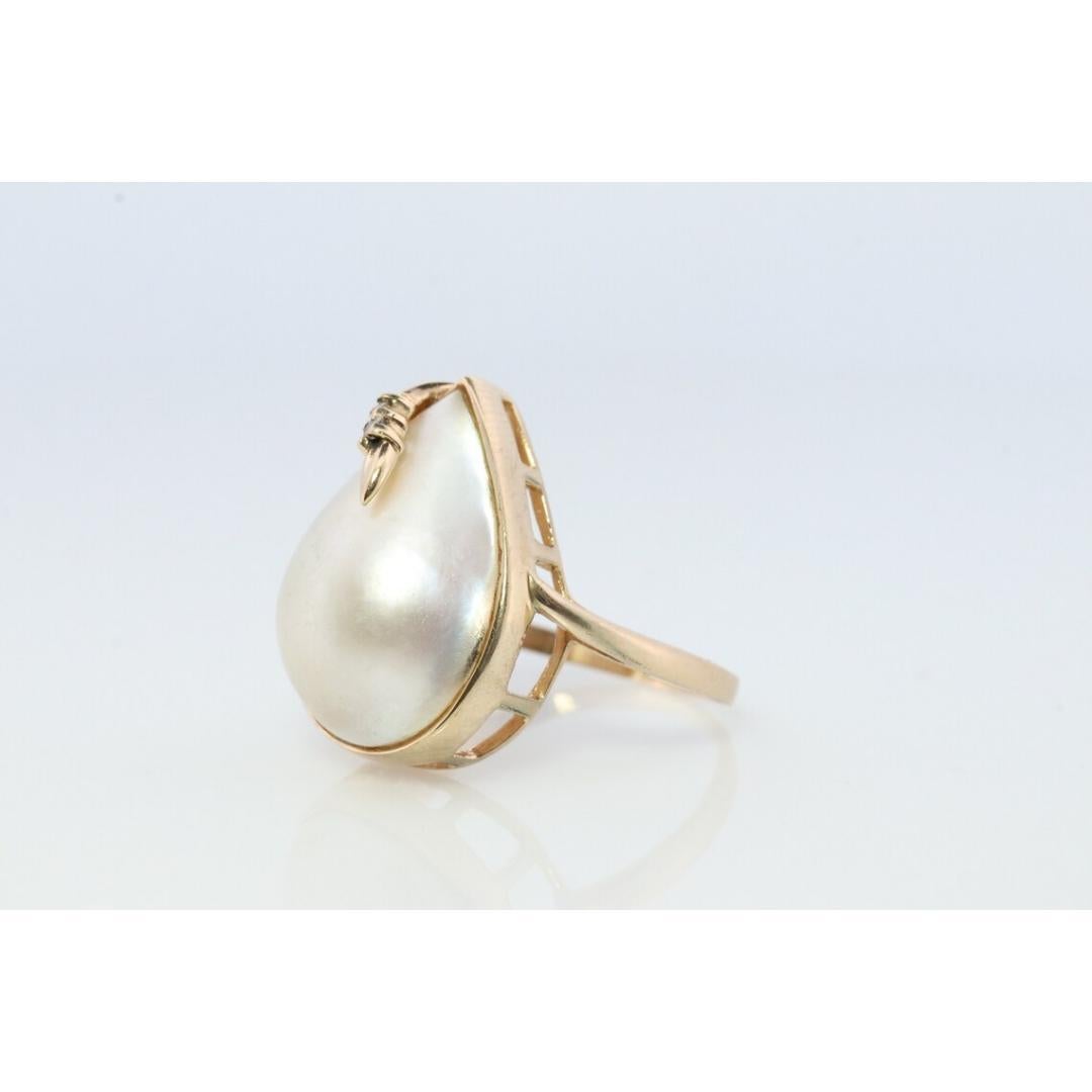14k Großer Mabe- und Diamantring. Birne Mabe Perle Solitär Ring Diamant Akzente im Angebot 3