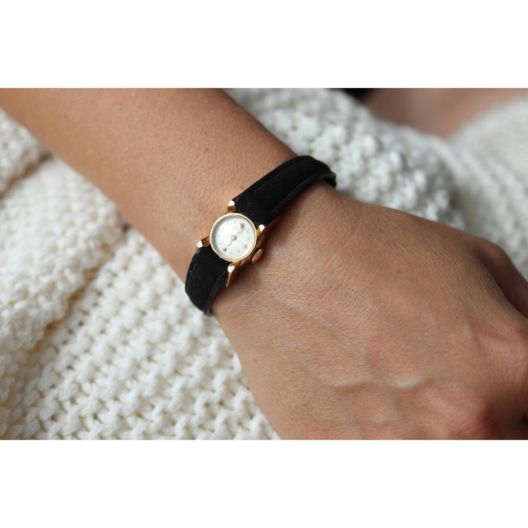 14k Le Coultre Swiss Mechanical watch. 14k LeCoultre Ladies Womens Wristwatch. For Sale 4