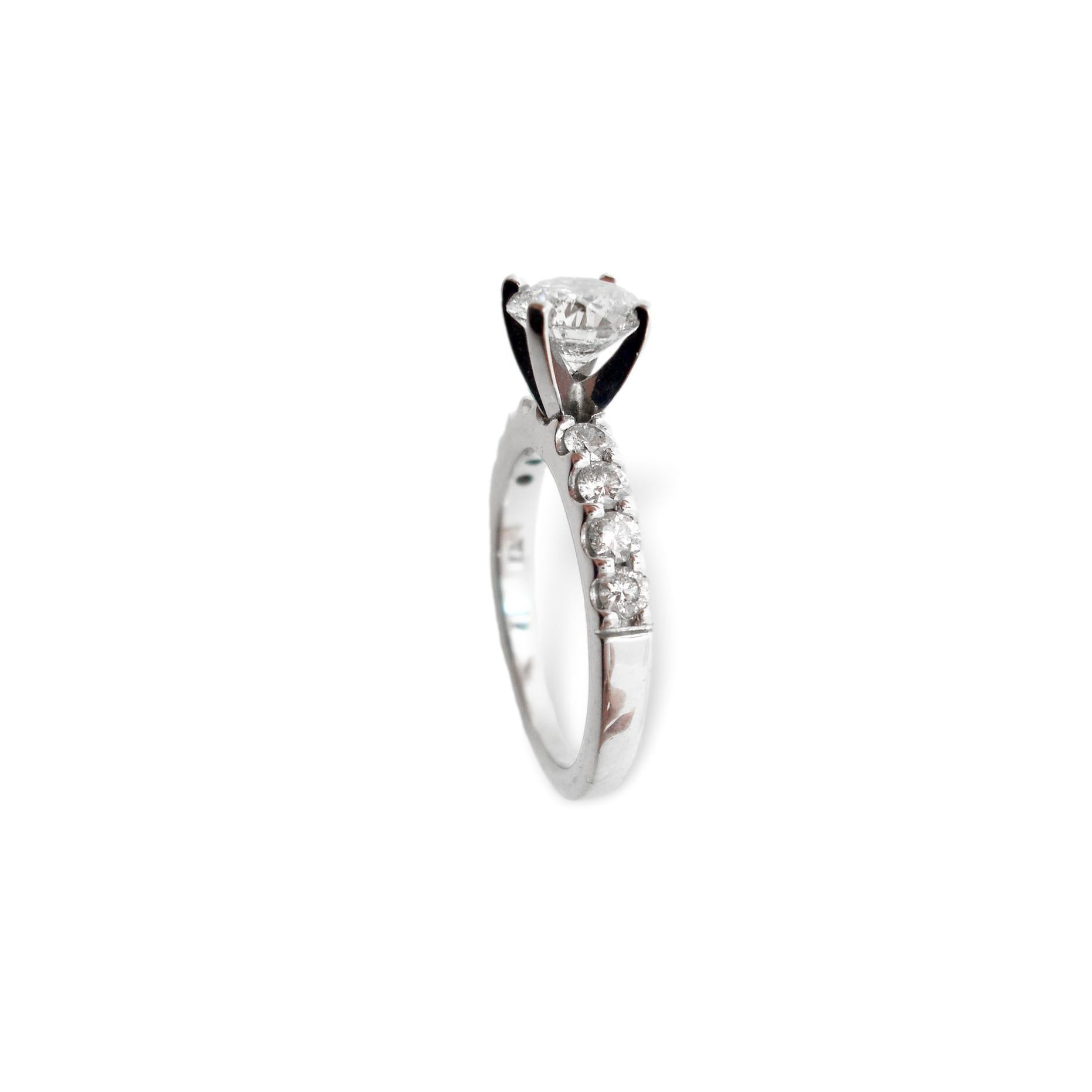 Anillo de Compromiso de Diamante Redondo de 14K Leo 1,14ct 1,64c Contemporáneo en venta