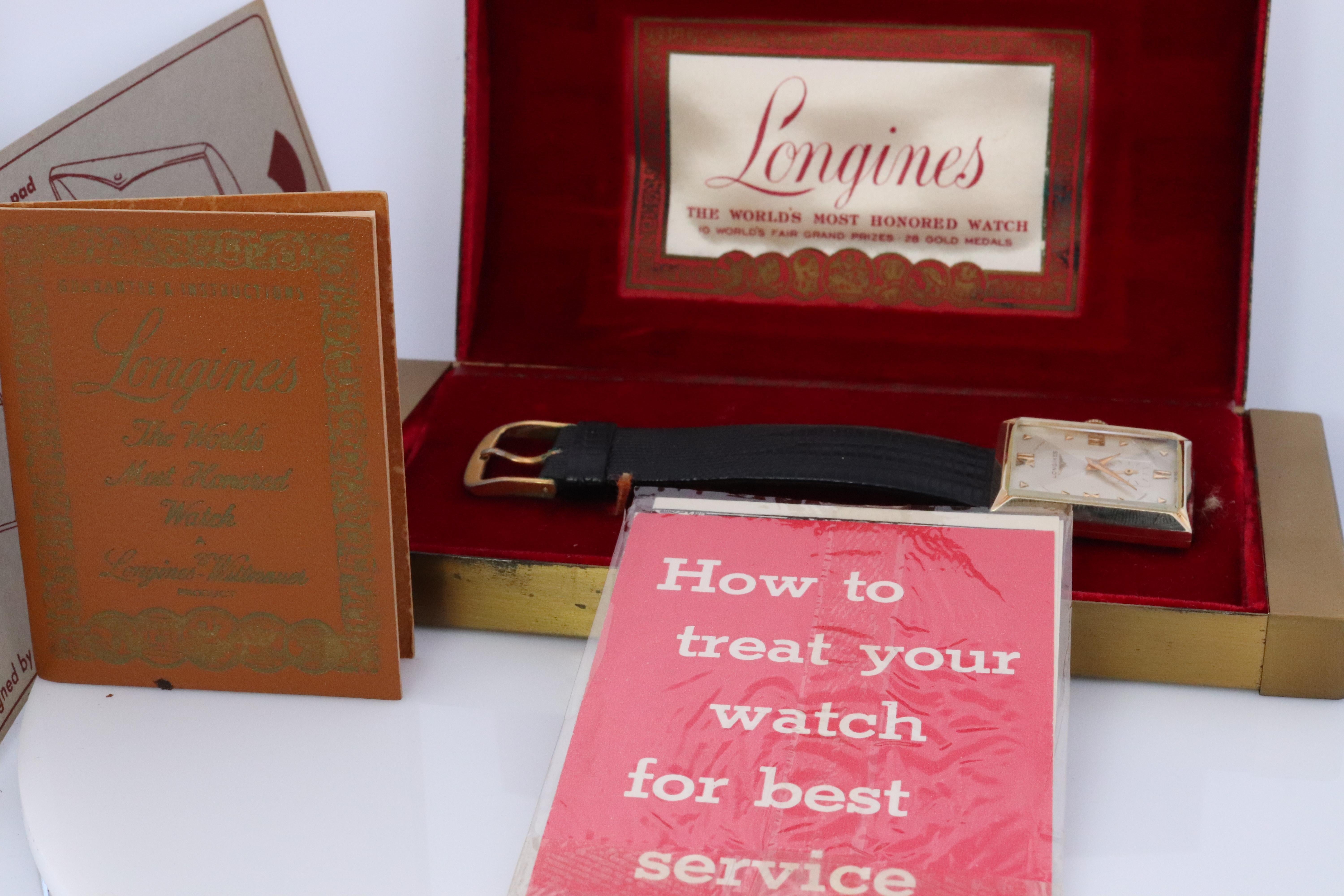 Montre Longines Tank 14k. 1960 LONGINES Montre-bracelet pour homme à remontage manuel en vente 3