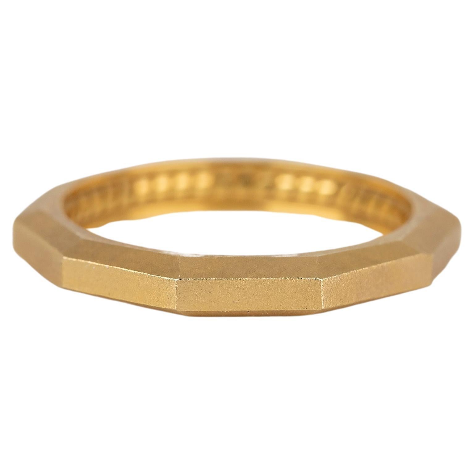 For Sale:  14K Mate Gold Geometrical Wedding Band for Men and Women