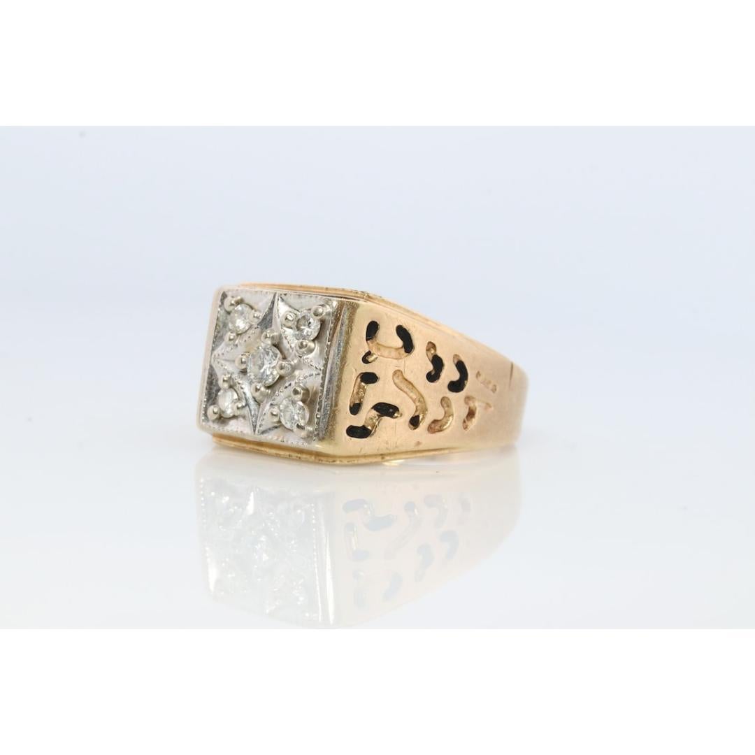 14k Mens DIAMOND ring. 14k White Gold Heavy 5 diamond square signet ring. For Sale 4