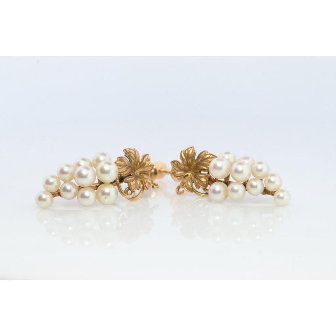 14k MIKIMOTO earrings. Vintage Mikimoto Akoya pearl screw back earrings. Grape In Good Condition For Sale In Port Charlotte, FL