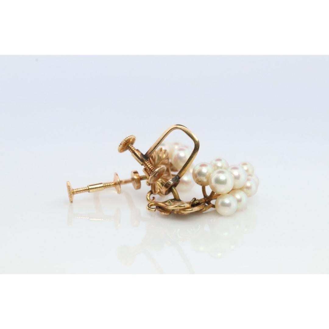 Women's 14k MIKIMOTO earrings. Vintage Mikimoto Akoya pearl screw back earrings. Grape For Sale