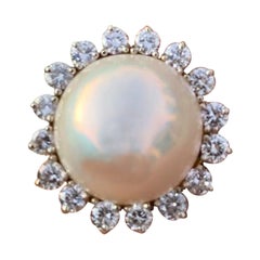 14K Mobee Pearl & Diamond Halo Ring 1.45 Carat VS-F Quality