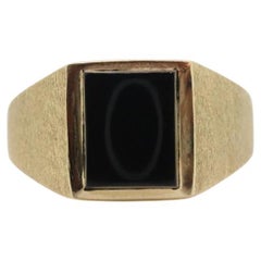 14k Moderner rechteckiger Onyxring. Herren Signet Onyx Statement-Ring mit Lünettenfassung.