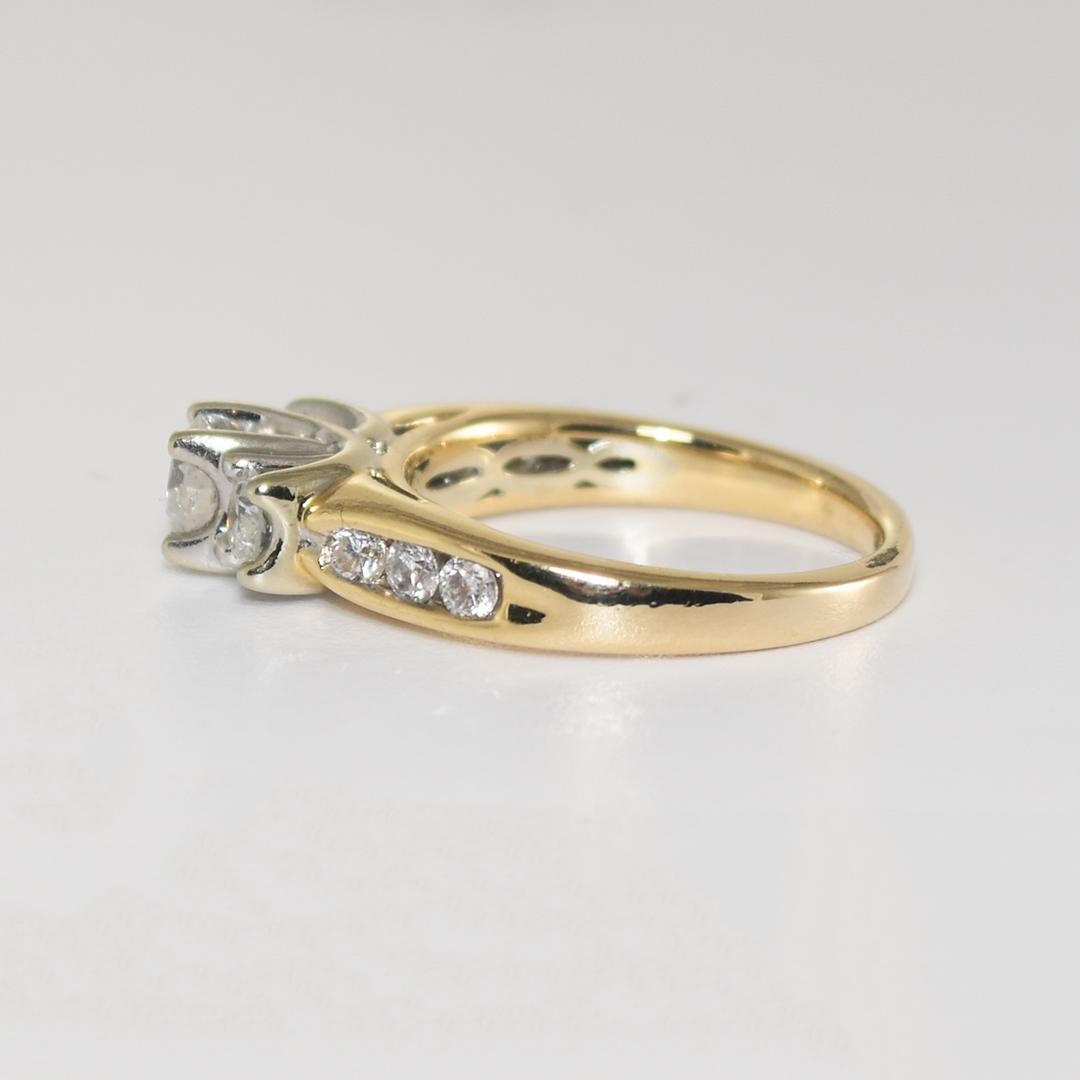 Women's or Men's 14K Multi-Tone Gold Diamond Engagement Ring 0.88ct For Sale