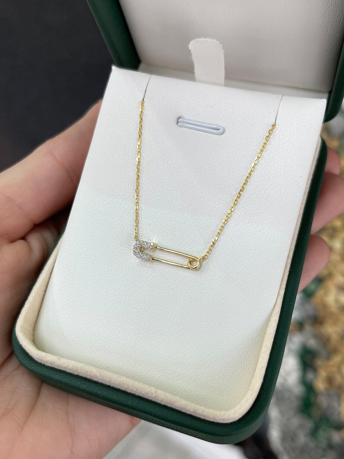 14K Natural Brilliant Round Diamond Safety Pin Gold Stacking Necklace Accessory In New Condition For Sale In Jupiter, FL