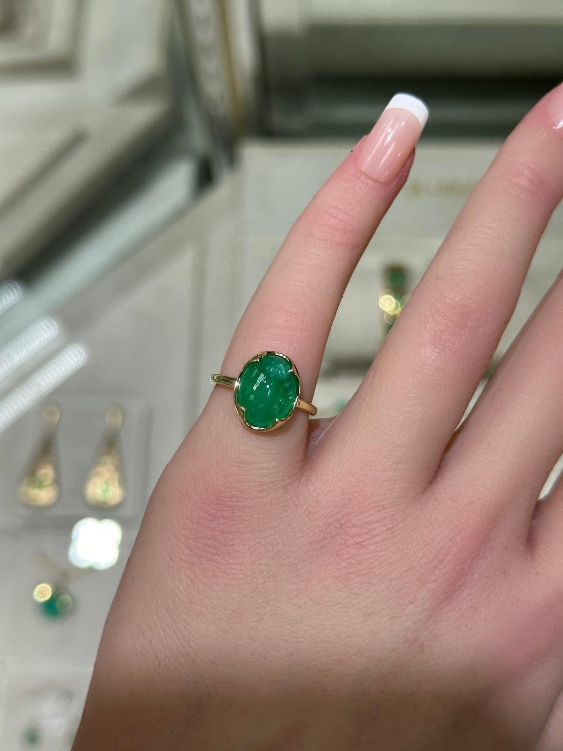 Art Deco 14K Natural Oval Cabochon Cut Emerald Solitaire Ring with Medium Dark Green For Sale