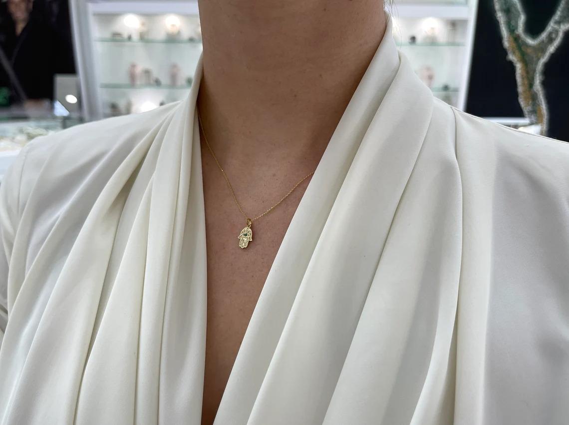 Women's or Men's 14K Natural Round Emerald Hamsa Jewish/Muslim Religious Pendant Necklace  For Sale