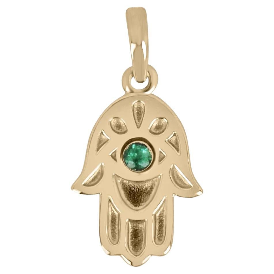 14K Natural Round Emerald Hamsa Jewish/Muslim Religious Pendant Necklace  For Sale