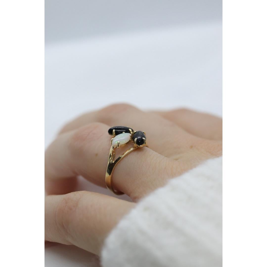 Anello a grappolo in onice opale e perla 14k. Fascia Navette Onice Opale. in vendita 3