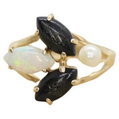 Anello a grappolo in onice opale e perla 14k. Fascia Navette Onice Opale.