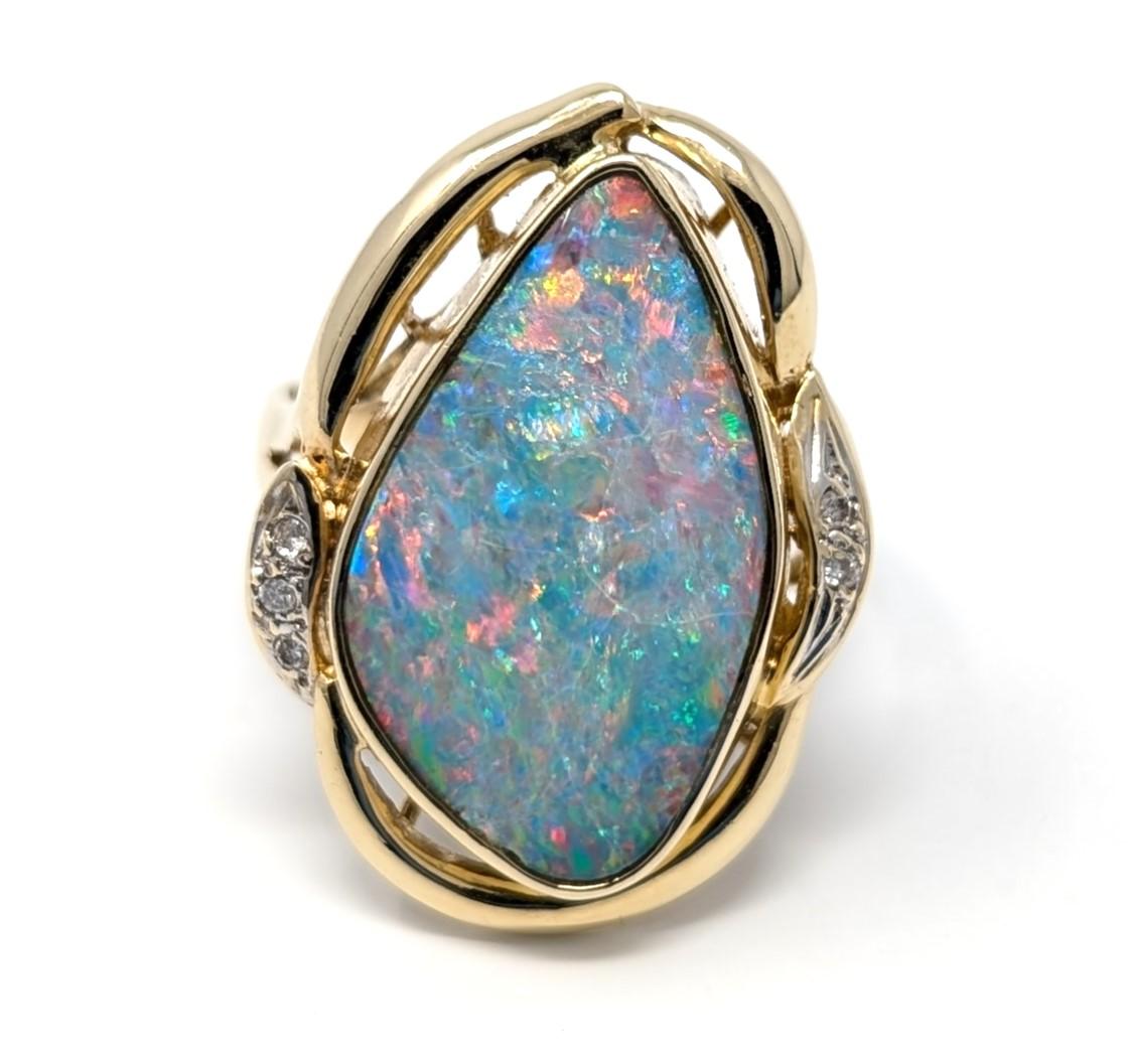 14k Opal Diamond Ring Large Statement Signed 585 Solid Yellow Gold Us Size 9.25 In Good Condition For Sale In Greer, SC