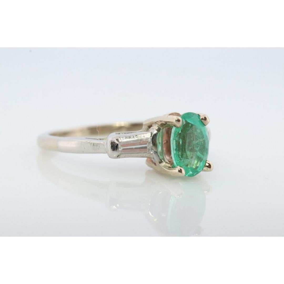 14k Oval Emerald and Baguette diamond ring. 14k white gold Green Emerald For Sale 6