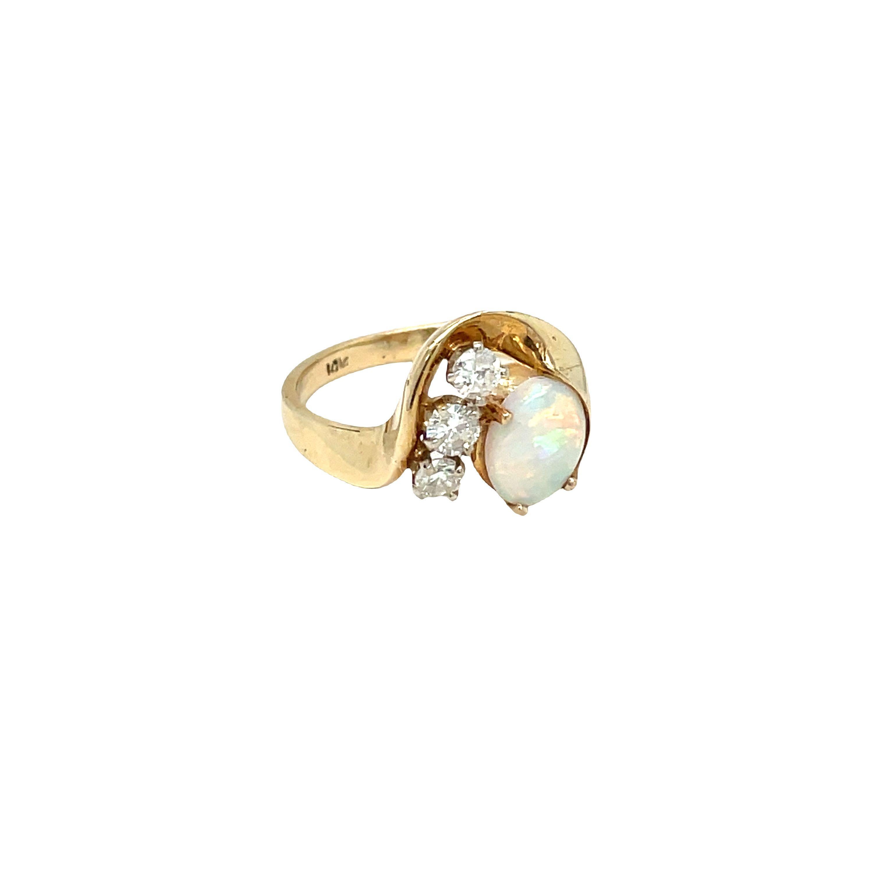 Vintage Oval Opal Diamond Swirl Free form Ring 14k Yellow Gold For Sale 1