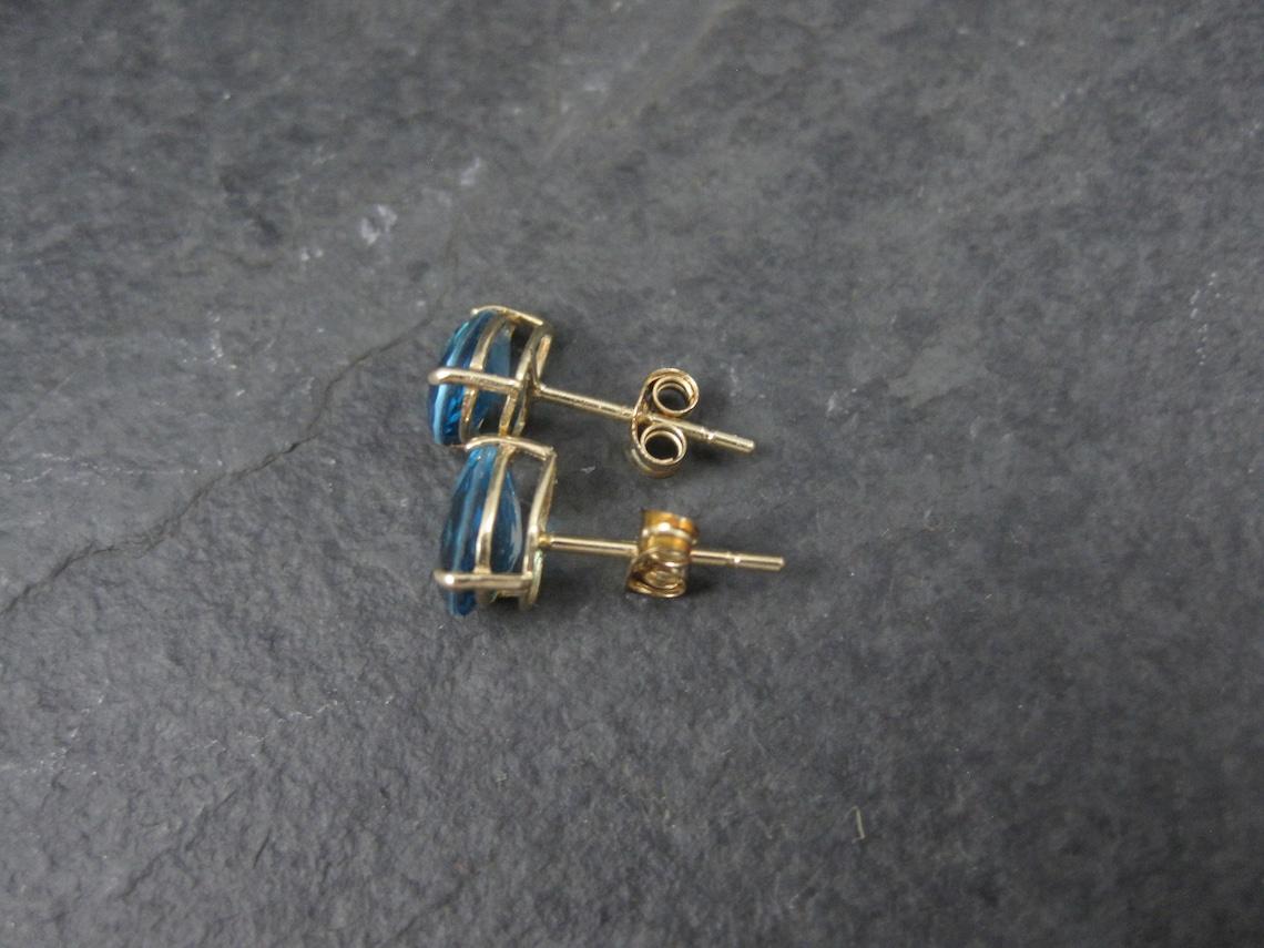14K Pear Cut Blue Zircon Stud Earrings For Sale 2