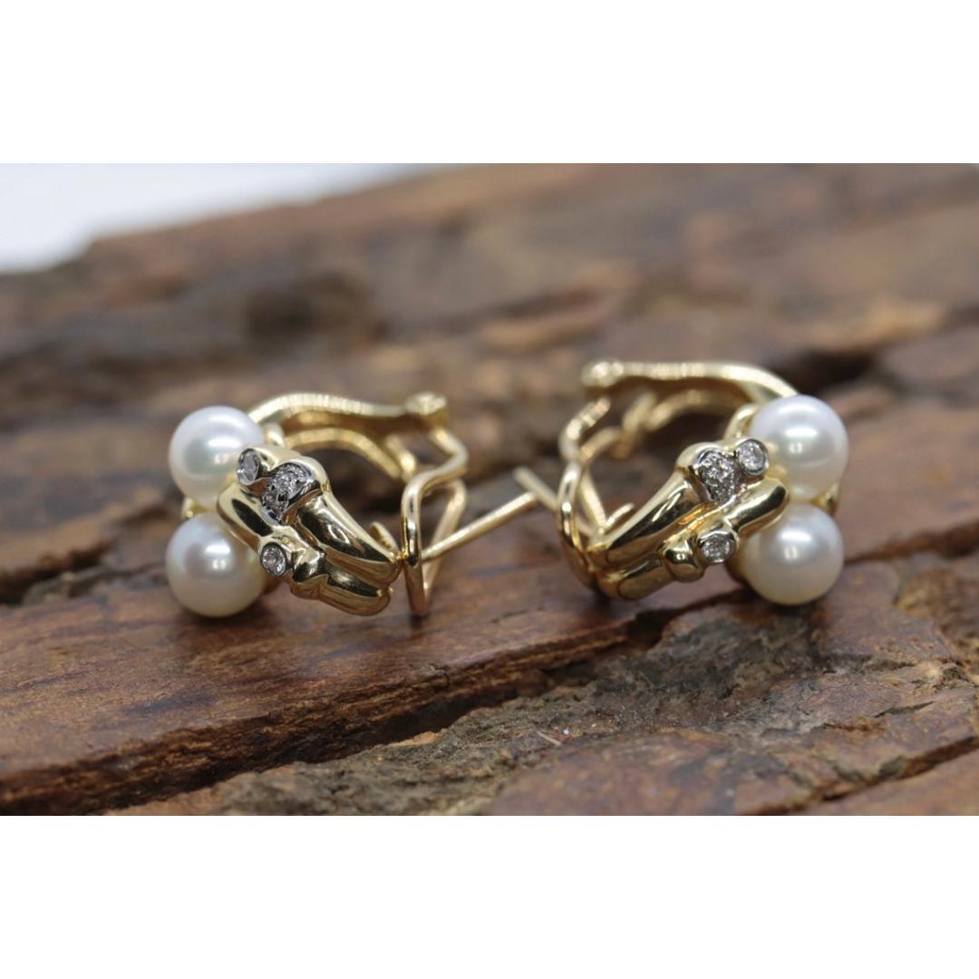 14k Pearl and Diamond Huggies Huggie Cuff Earrings. Bypass Hoop Twin Pearl In Good Condition For Sale In Port Charlotte, FL