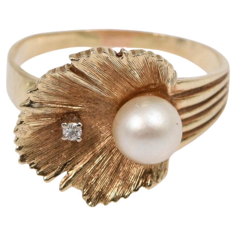 14K Pearl And Diamond Ring