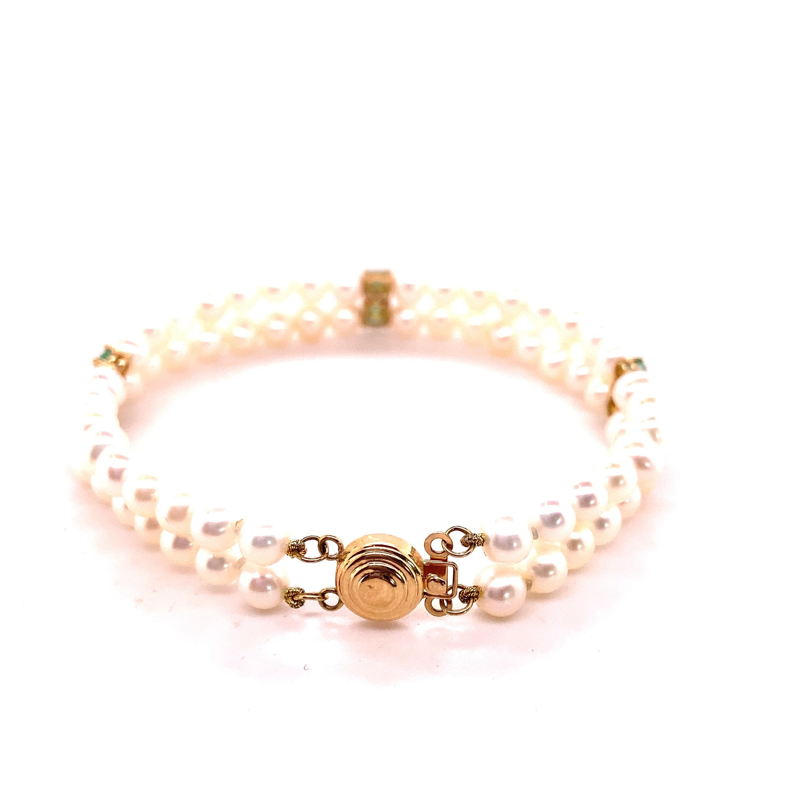 Armband aus 14 Karat Perlen, Smaragden und Diamanten 1