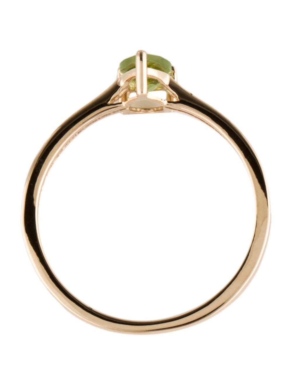 Women's 14K Peridot Cocktail Ring, Size 6.75: Elegant Design, Vibrant Color, Fine Gold For Sale