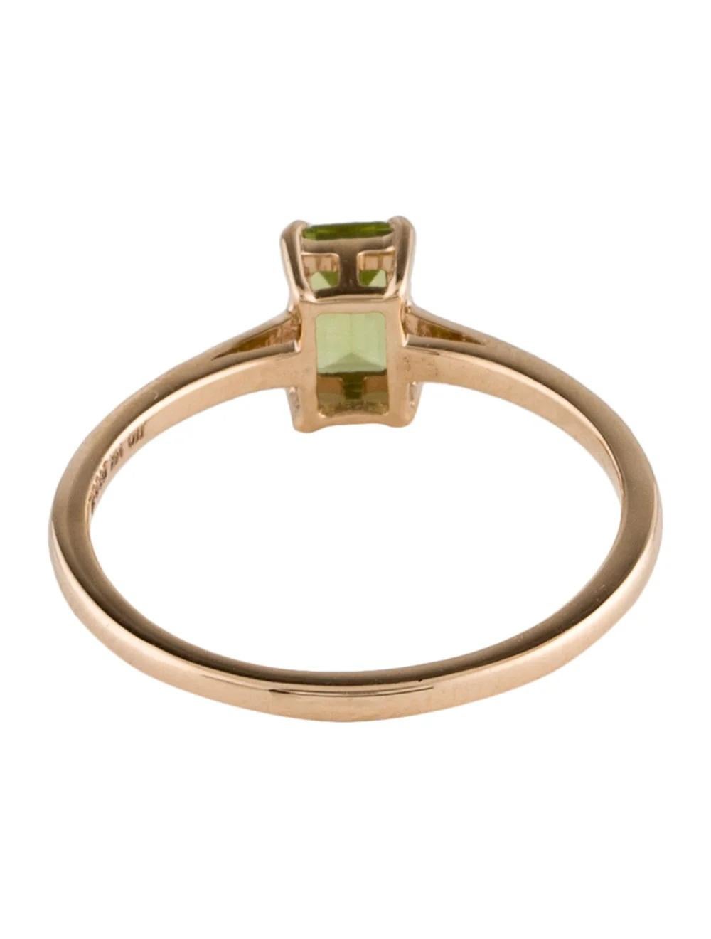 14K Peridot Cocktail Ring Size 6.75 - Green Gemstone, Statement Jewelry In New Condition For Sale In Holtsville, NY