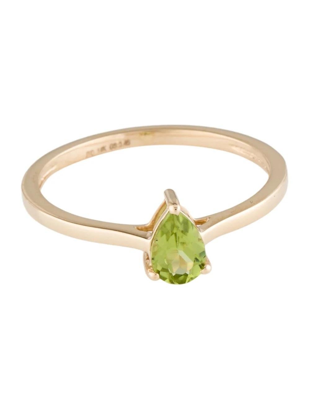 Pear Cut 14K Peridot Cocktail Ring, Size 6.75 - Green Gemstone Statement Piece, Elegant For Sale