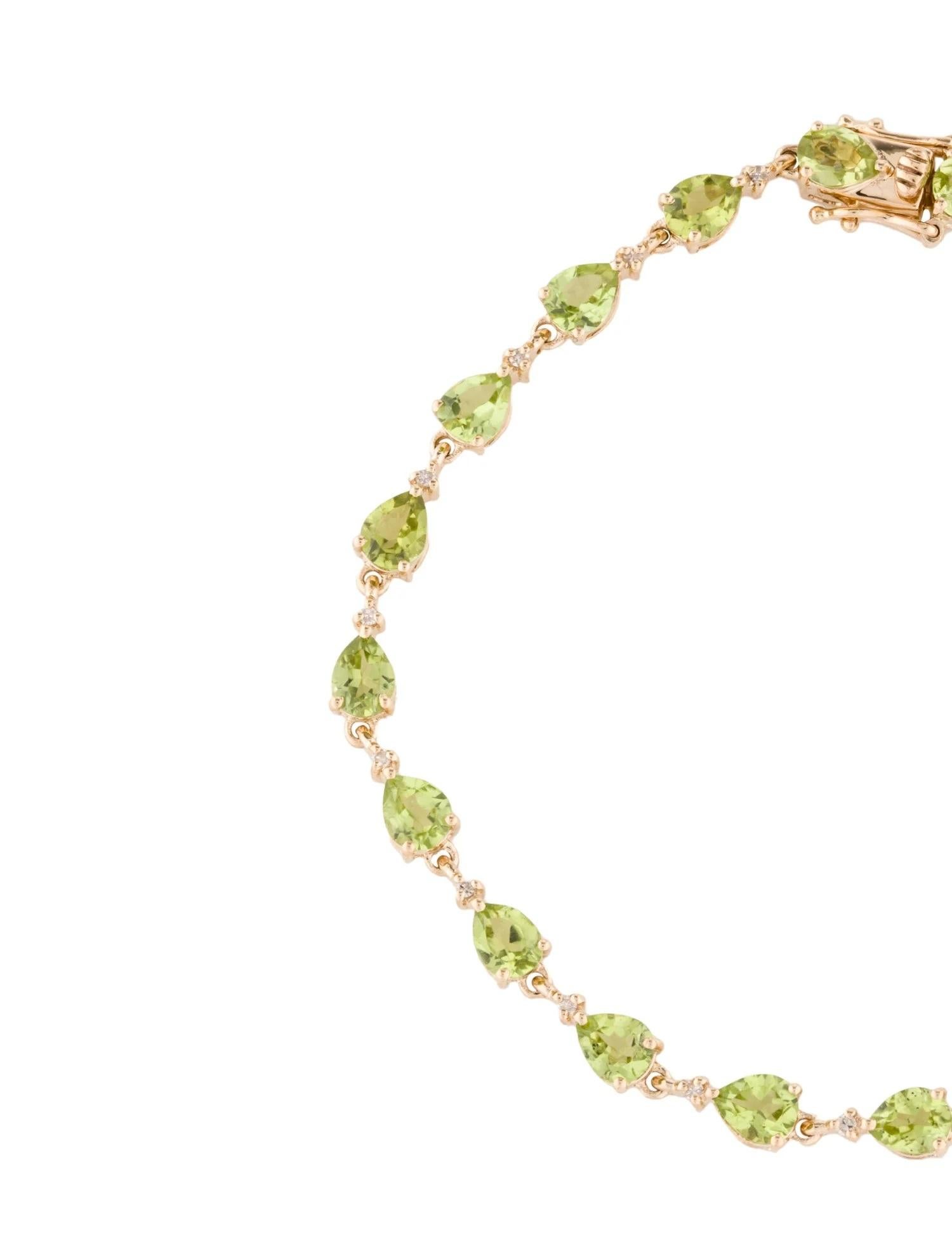 Elevate your jewelry collection with this exquisite 14K yellow gold link bracelet featuring stunning pear modified brilliant peridot gemstones. With a total carat weight of 6.82, the vibrant green peridots are beautifully complemented by sparkling