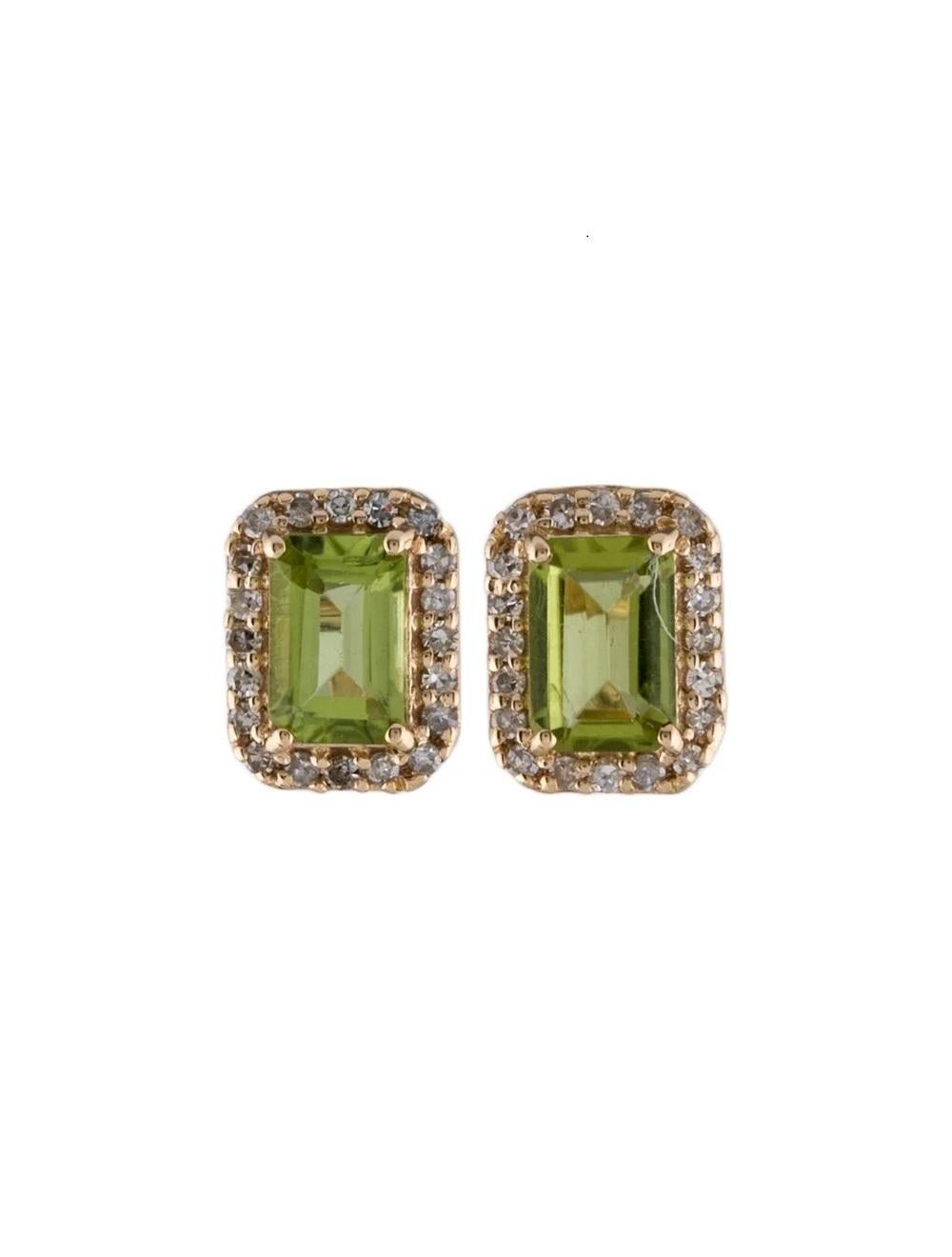 14K Peridot & Diamond Stud Earrings, 1.19ctw - Green Gemstone, Timeless Design In New Condition In Holtsville, NY