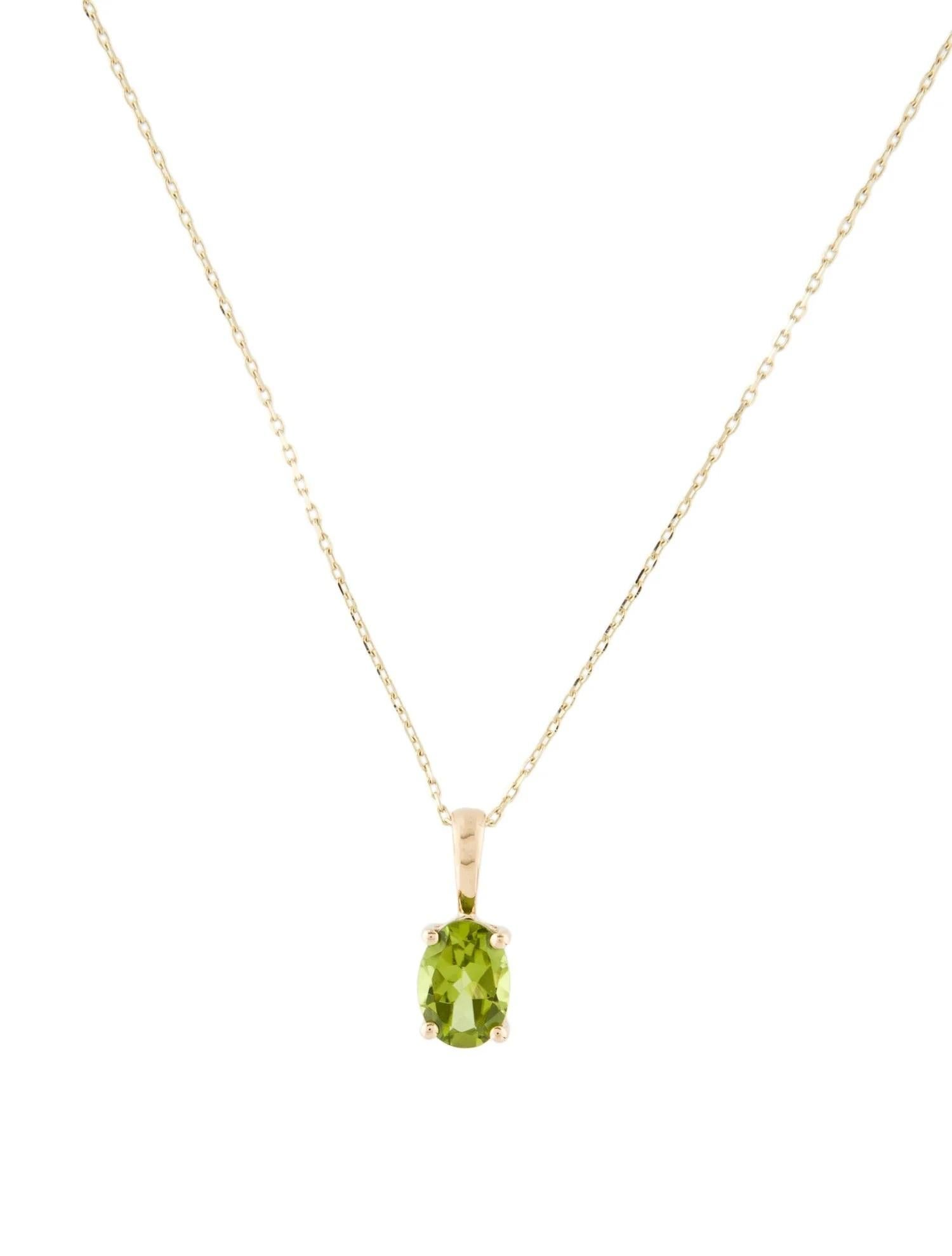 Taille ovale 14K Peridot Pendant Necklace, 0.90ct Oval Modified Brilliant Green Stone, 16