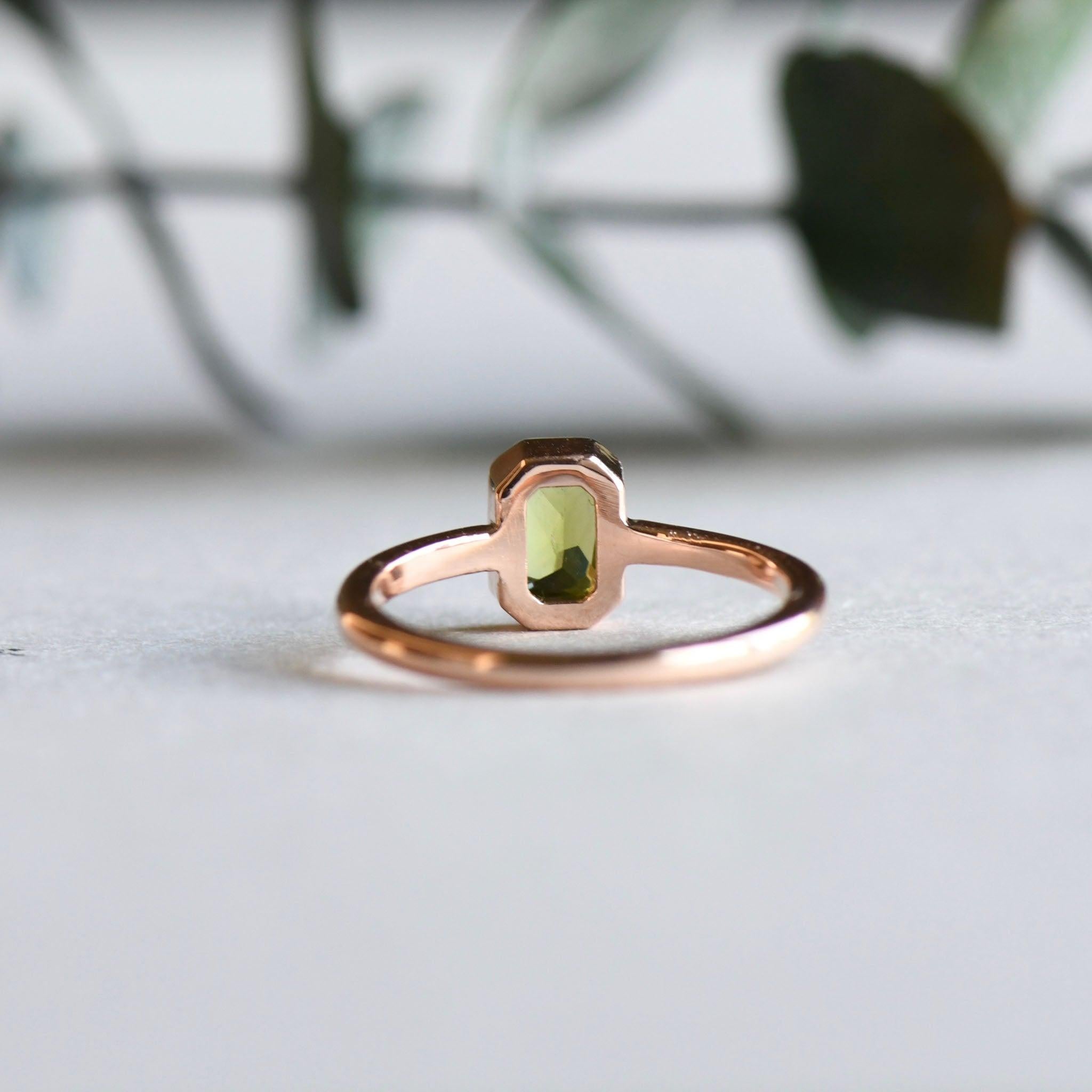 For Sale:  14k Peridot Solitaire Ring, Emerald Cut Rose Gold Ring 6