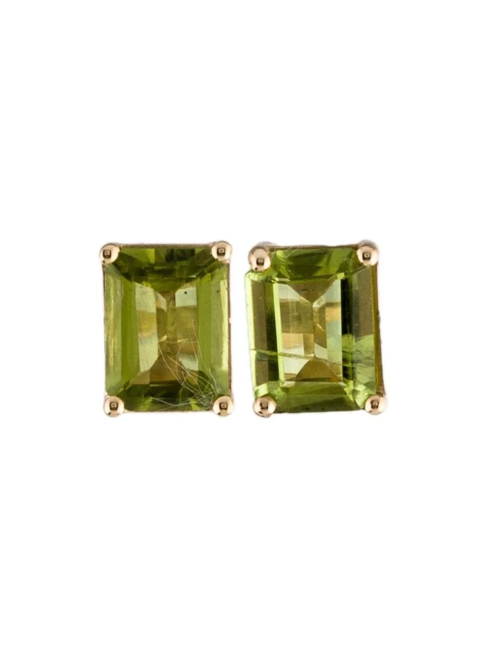14K Peridot Stud Earrings 2.74ctw - Green Gemstone Fine Jewelry, Luxury In New Condition For Sale In Holtsville, NY