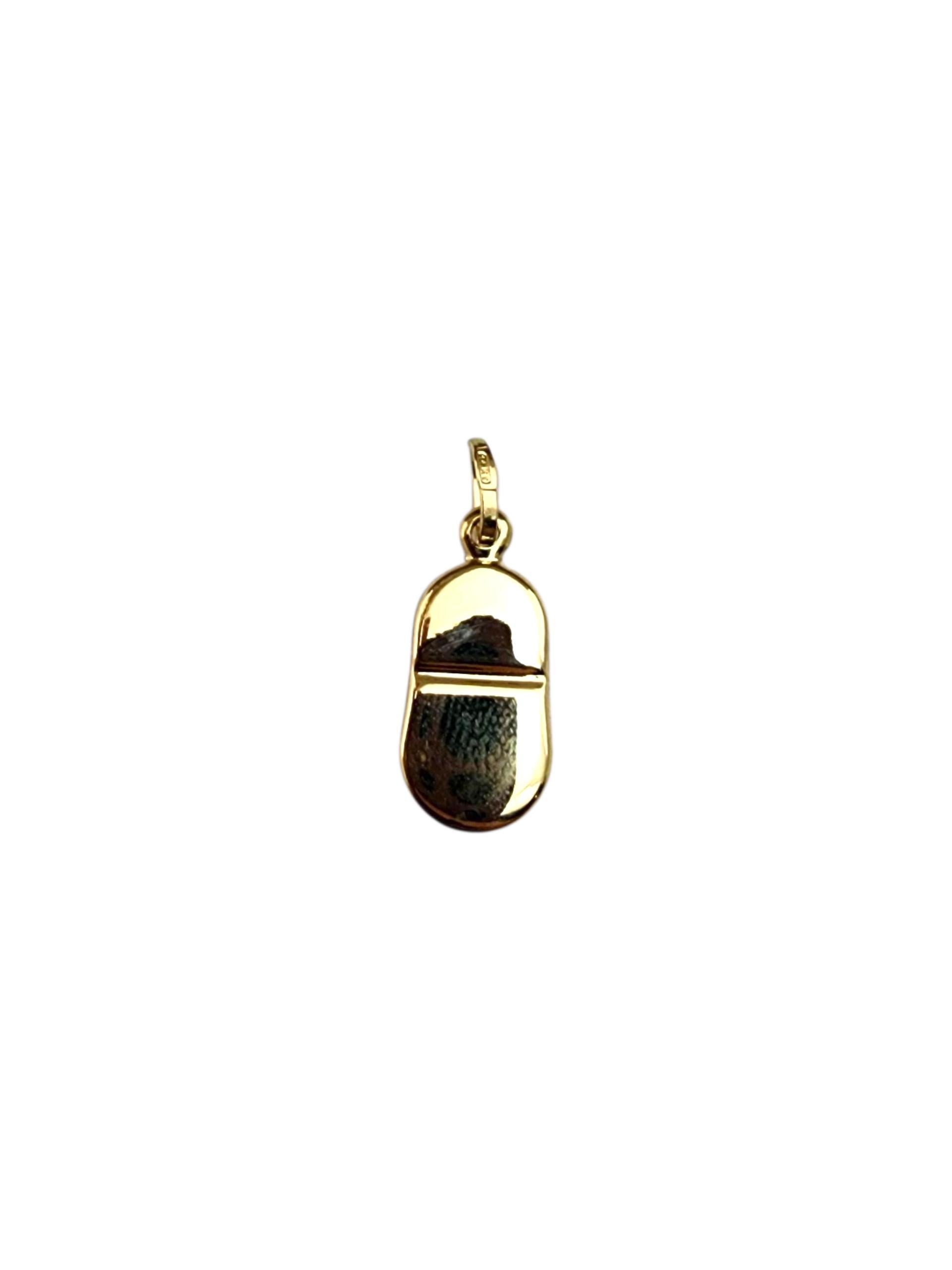 Charm per scarpe da bambino con smalto rosa 14K #22375 In condizioni buone in vendita a Washington Depot, CT