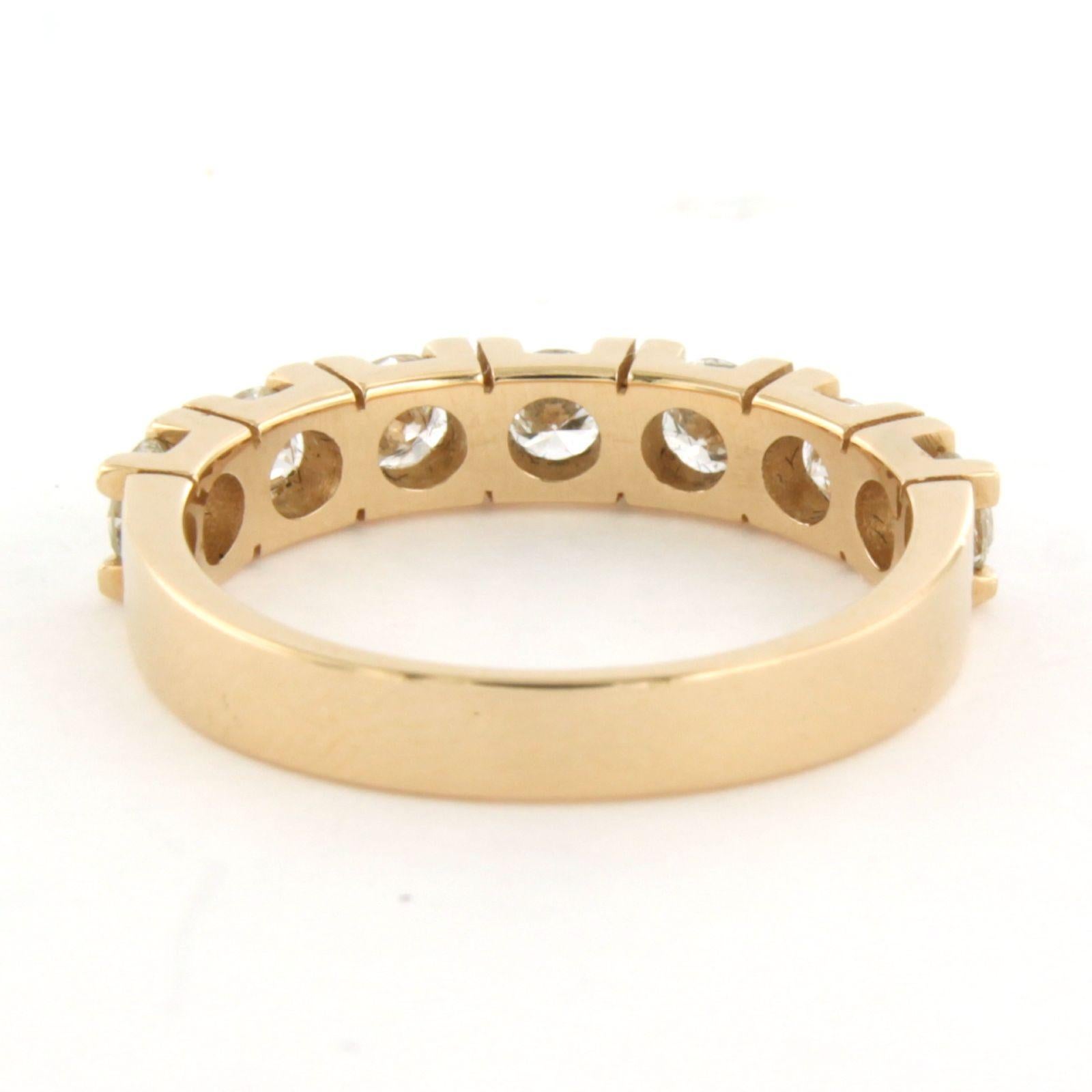 Ring aus 14 Karat Rotgold mit einem Diamanten im Brillantschliff von bis zu 0,88 Karat 3,7 Gramm im Zustand „Neu“ im Angebot in The Hague, ZH