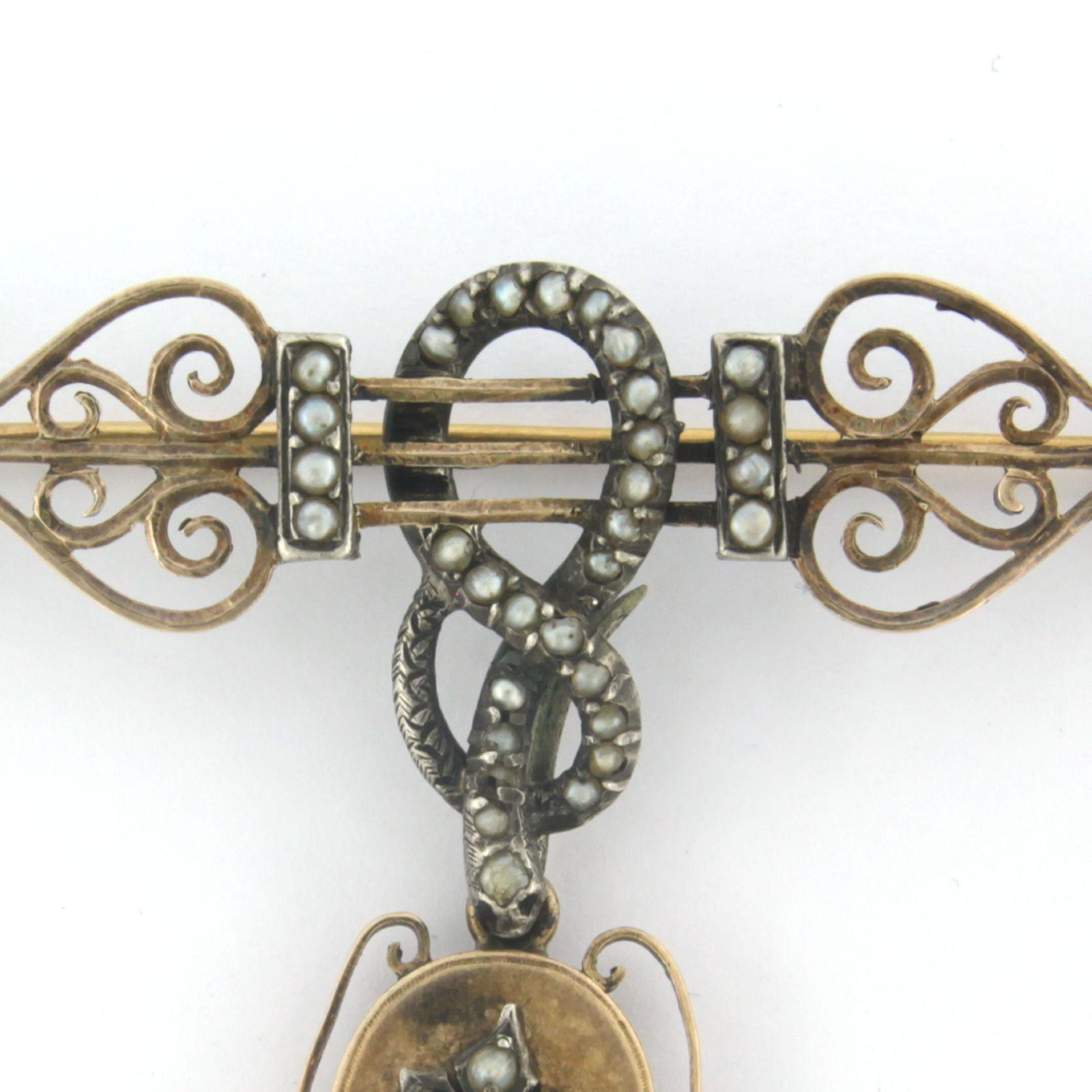 Art Nouveau 14k pink gold with silver brooch set with pearls For Sale