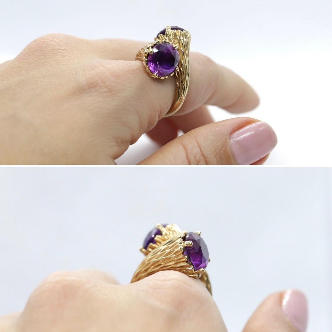 Bague bypass Toi et moi en saphir violet 14 carats. Design en fourrure et bûches lourdes 14 carats en vente 3