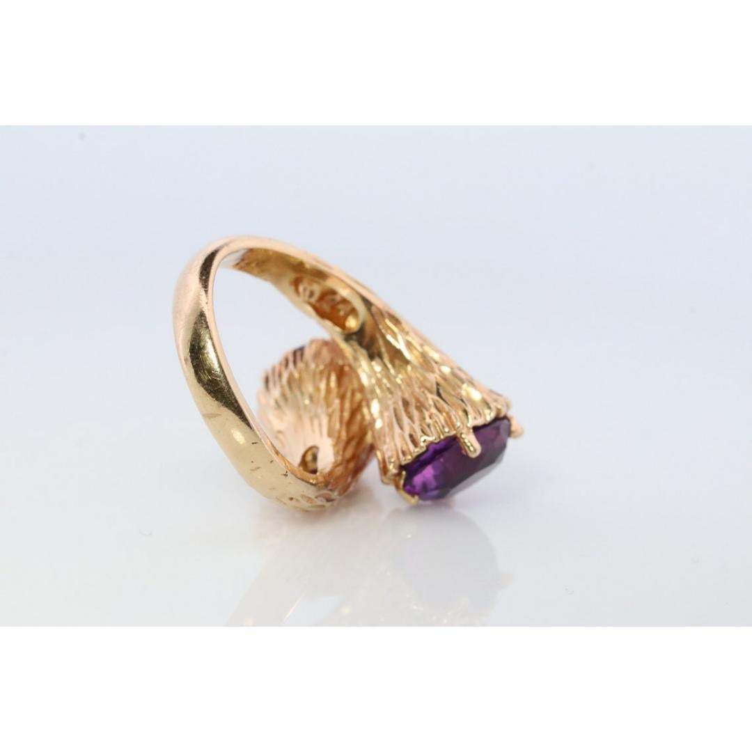 Bague bypass Toi et moi en saphir violet 14 carats. Design en fourrure et bûches lourdes 14 carats en vente 4