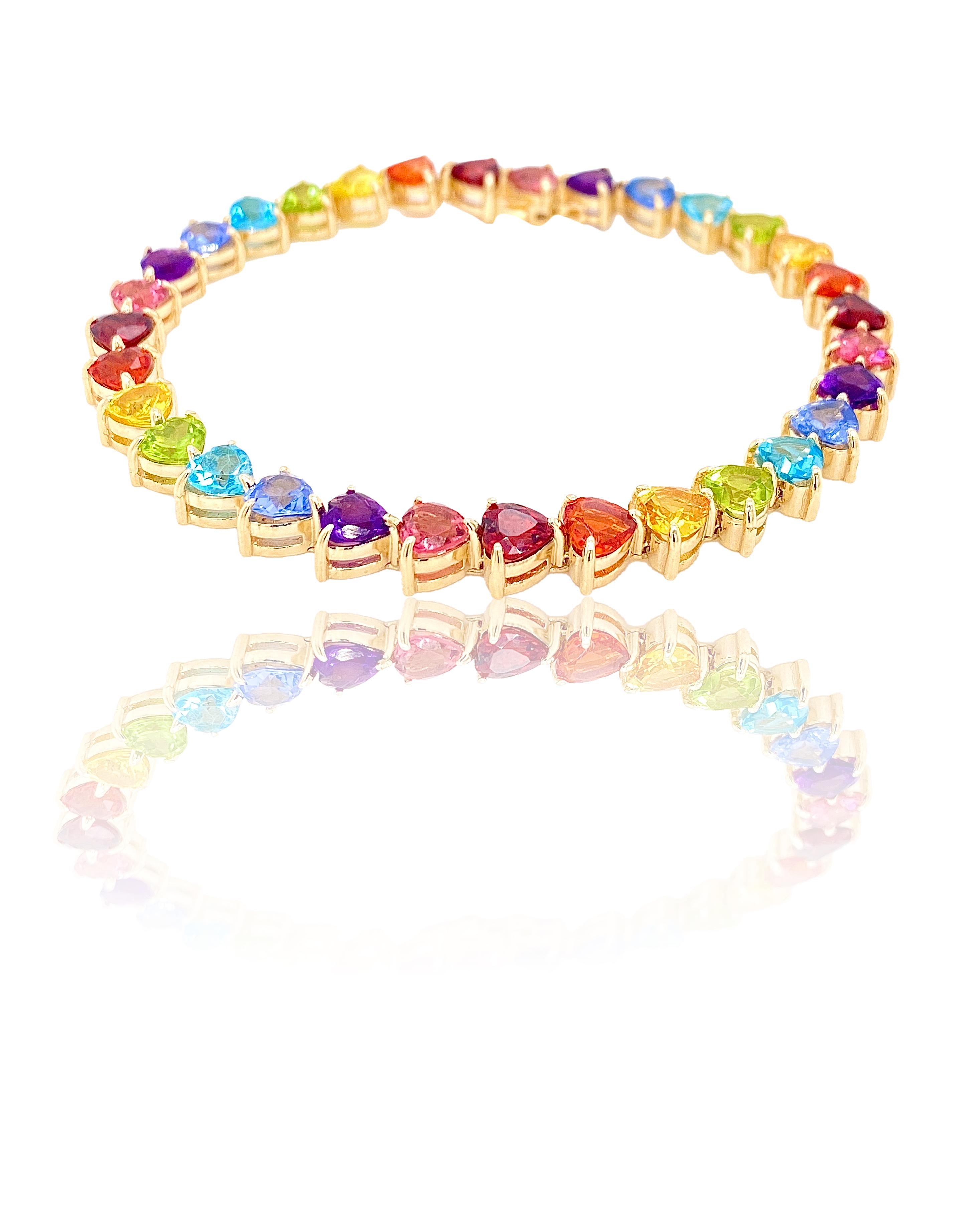 Taille cœur Bracelet tennis en or blanc 14 carats avec pierres précieuses arc-en-ciel en vente