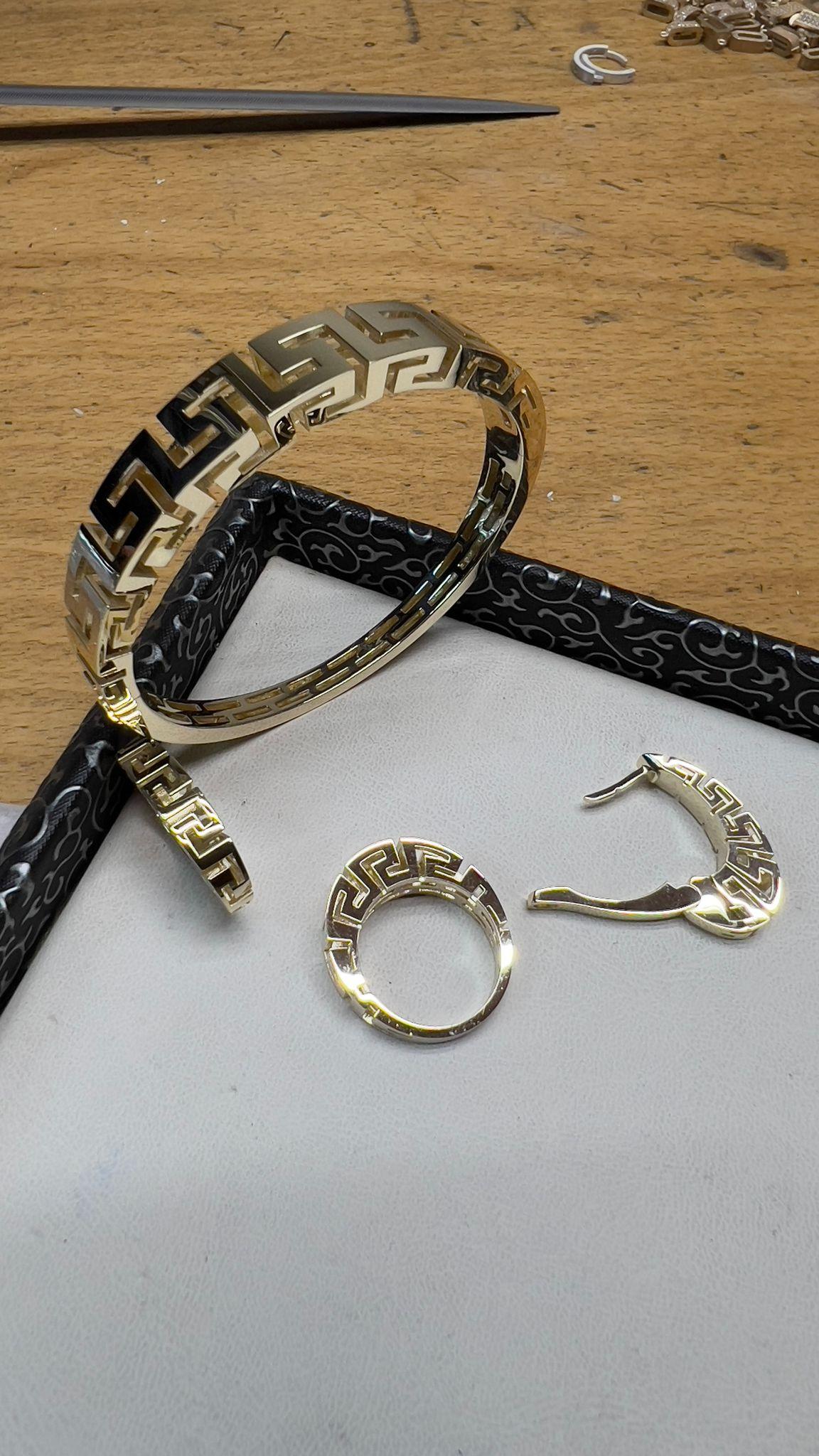 For Sale:  14K Ring , Greek Motifed 3