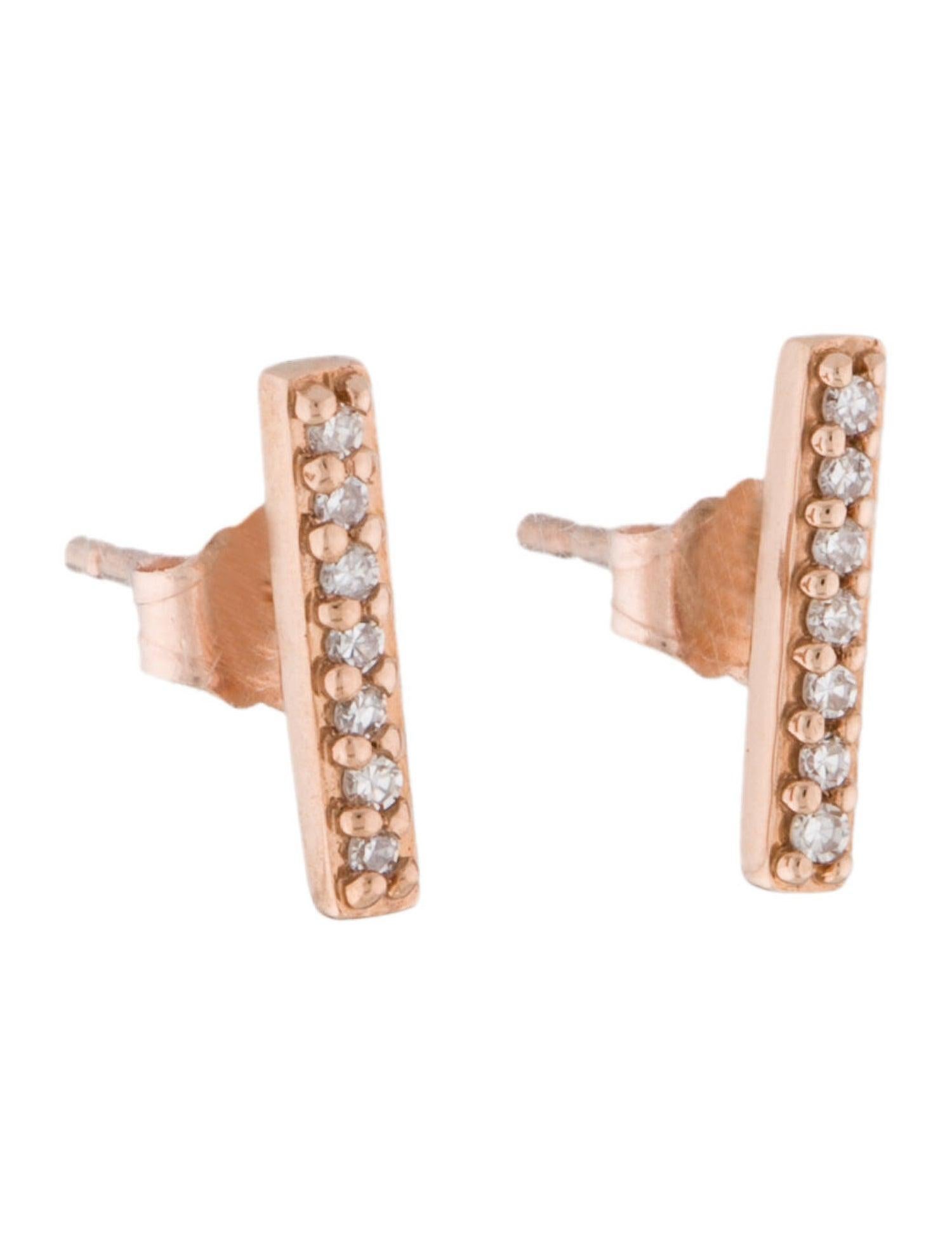 14k Rose Gold 0.07 Carat Diamond Bar Earrings In New Condition For Sale In Great neck, NY