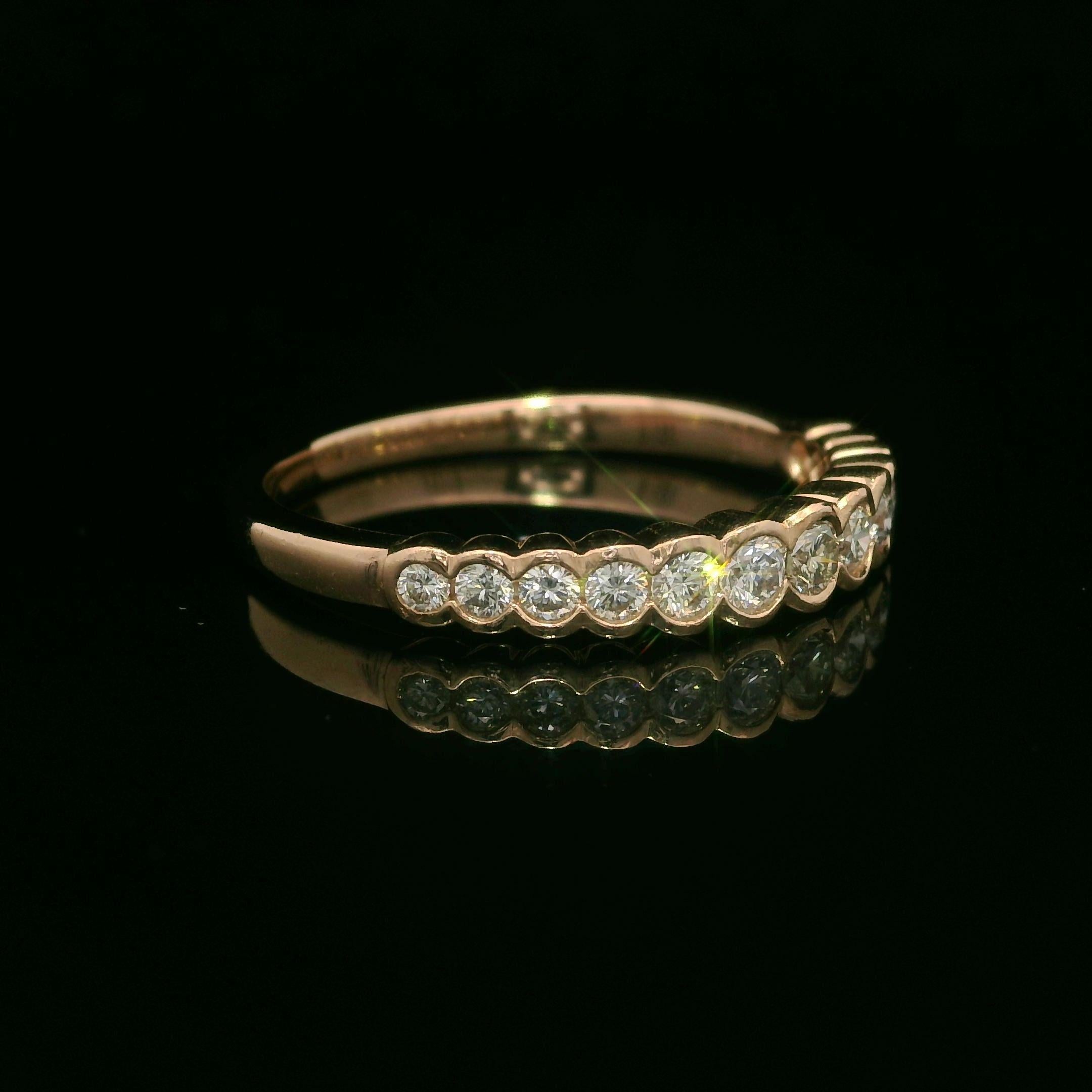 14k Rose Gold 0.50ctw Graduated Half Bezel Channel Diamond Stackable Band Ring In Excellent Condition For Sale In Montclair, NJ