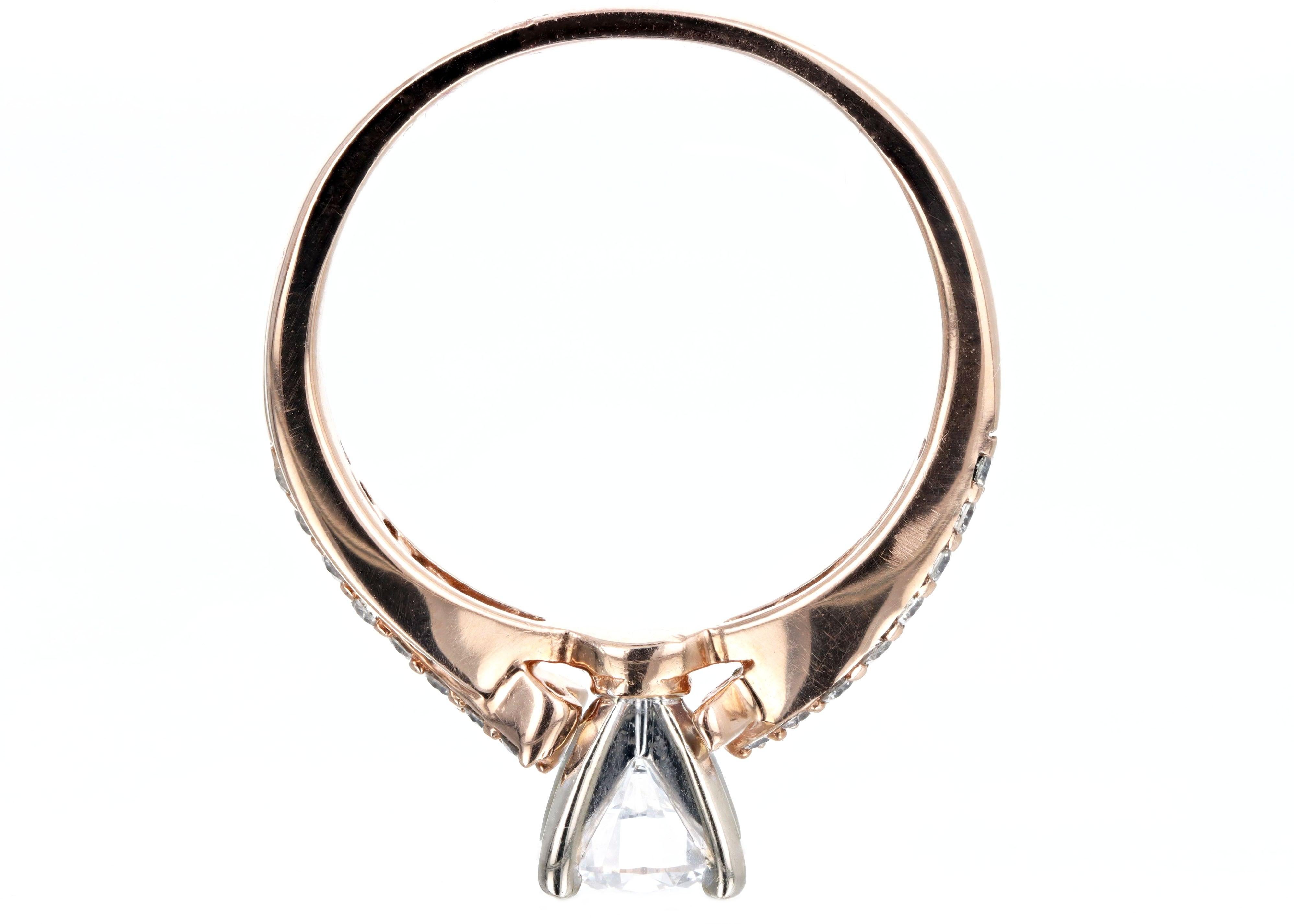 14K Rose Gold 0.80 Carat Round Brilliant Diamond Twist Band Engagement Ring In Excellent Condition For Sale In Cape May, NJ
