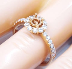 14 Karat Rose Gold 0.89 Carat Diamond Engagement Semi Mount Ring