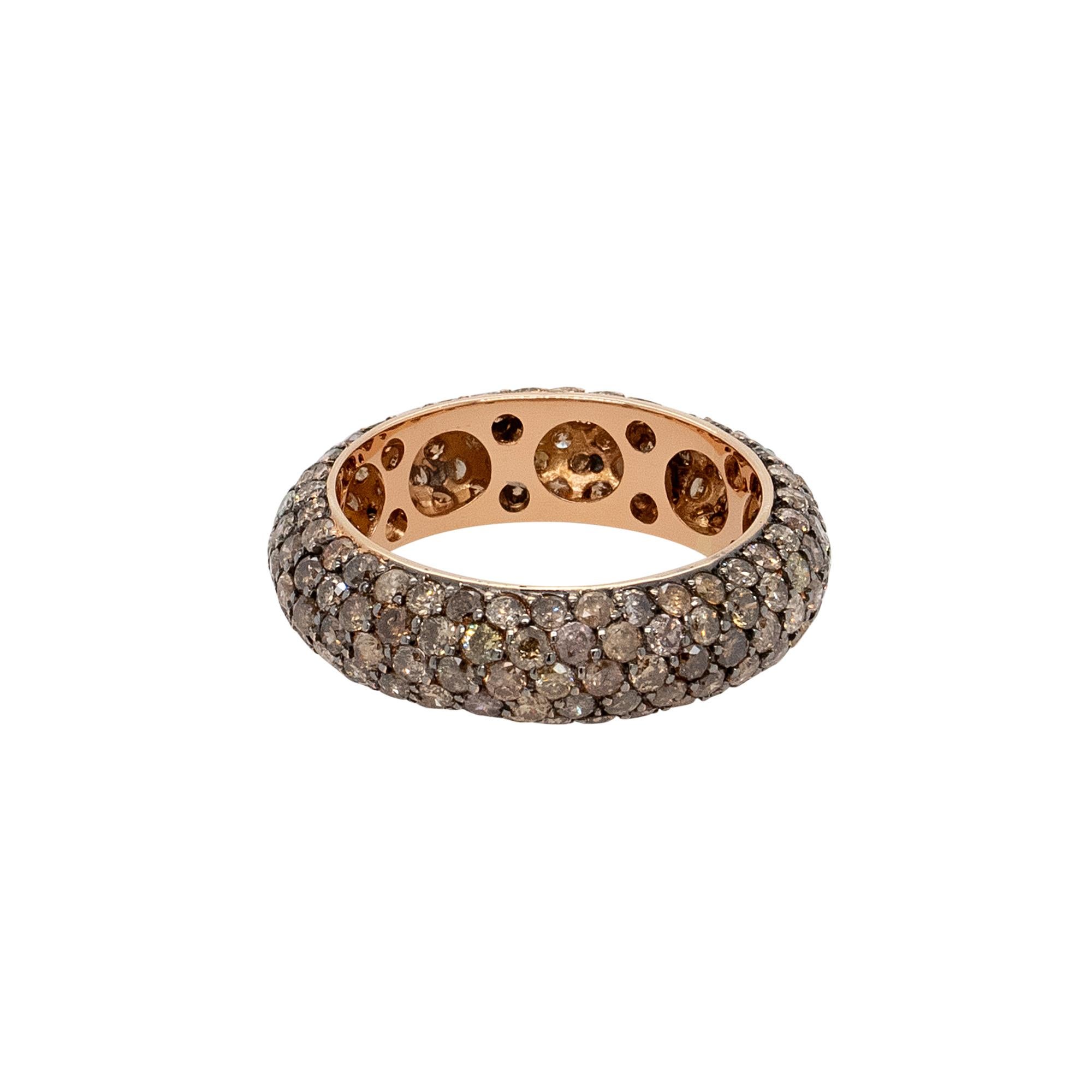 Diamond Details:
Approx 0.95ctw Round Brilliant
Multicolor and Multiple Clarities
Ring Material: 14k Rose Gold
Ring Size: 7.5 (can be sized)
Total Weight: 4.04g (2.59dwt)
This item comes with a presentation box!
SKU: R6318

Embrace the spectrum of