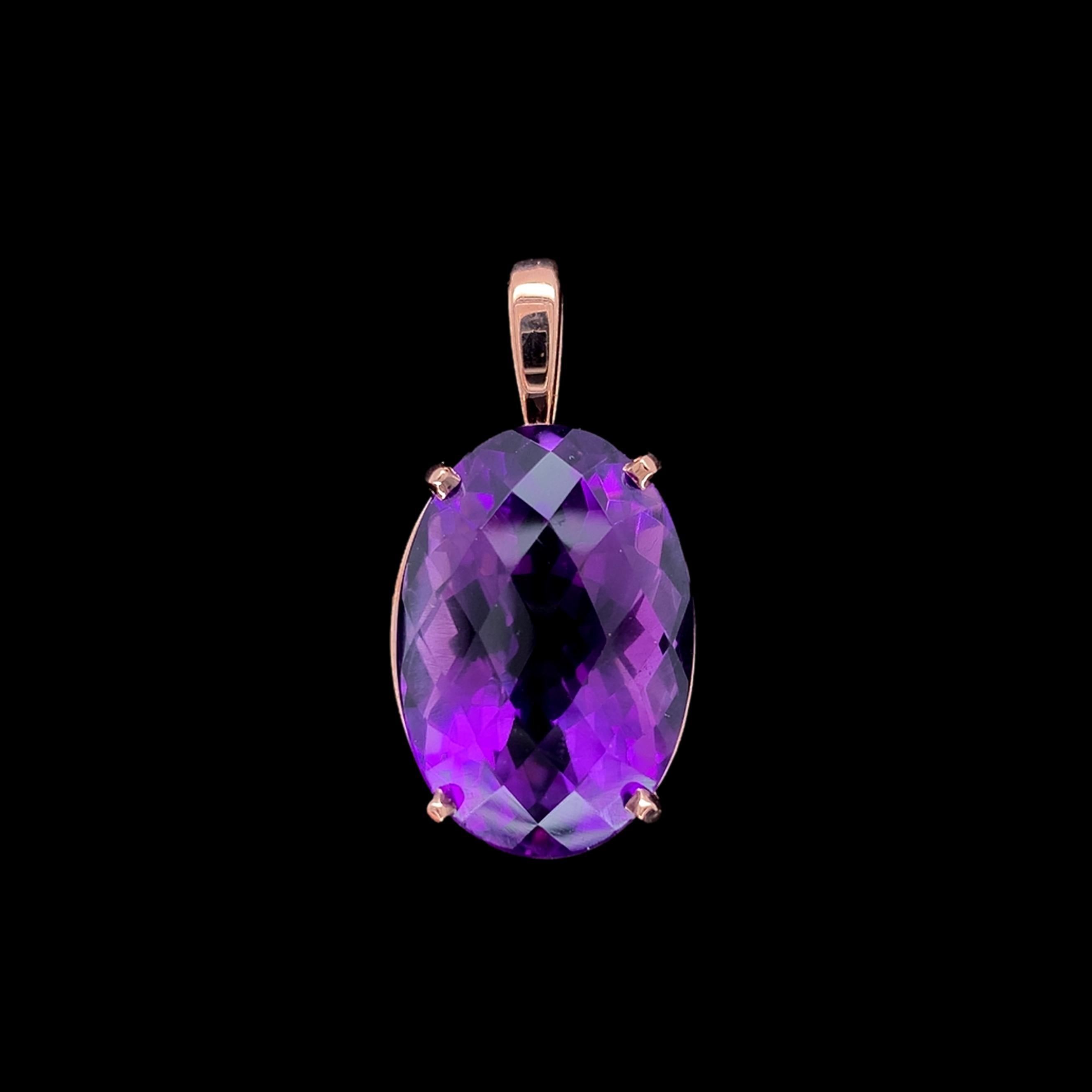 Ciondolo in oro rosa 14K con ametista ovale da 20,56 carati, di colore viola pregiato In condizioni Nuovo in vendita a Big Bend, WI